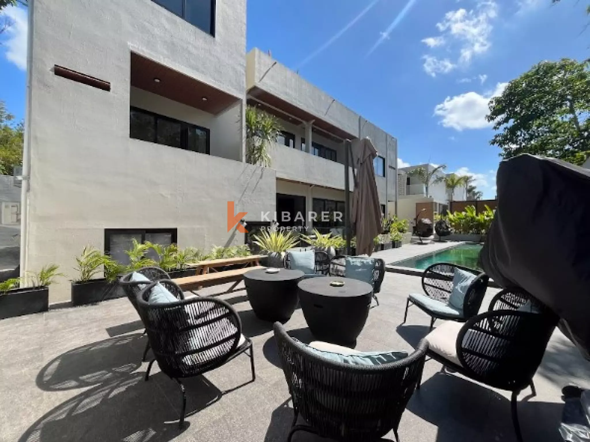 Exceptional Five Bedroom Villa with Rooftop in Kerobokan