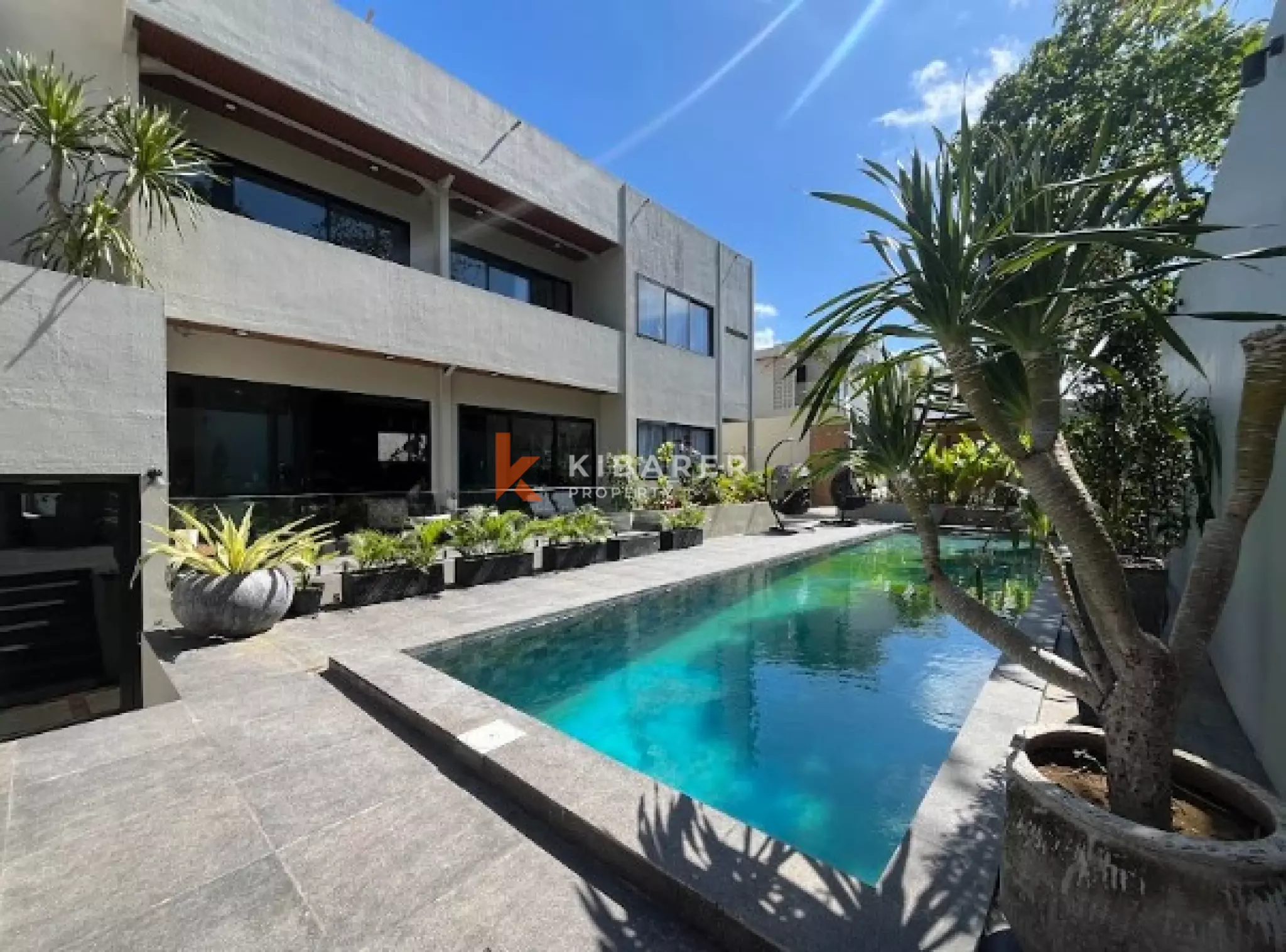 Exceptional Five Bedroom Villa with Rooftop in Kerobokan