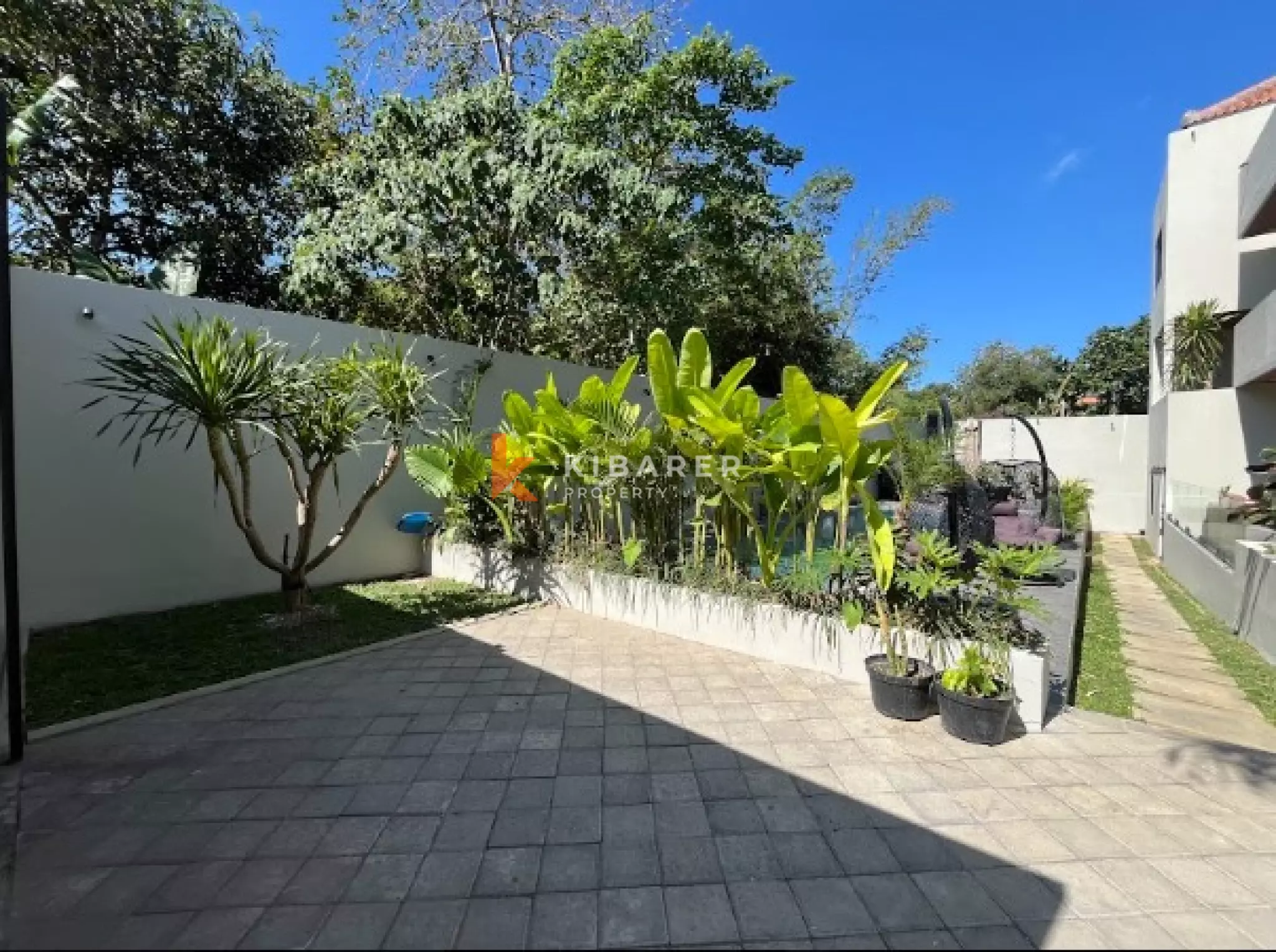 Exceptional Five Bedroom Villa with Rooftop in Kerobokan