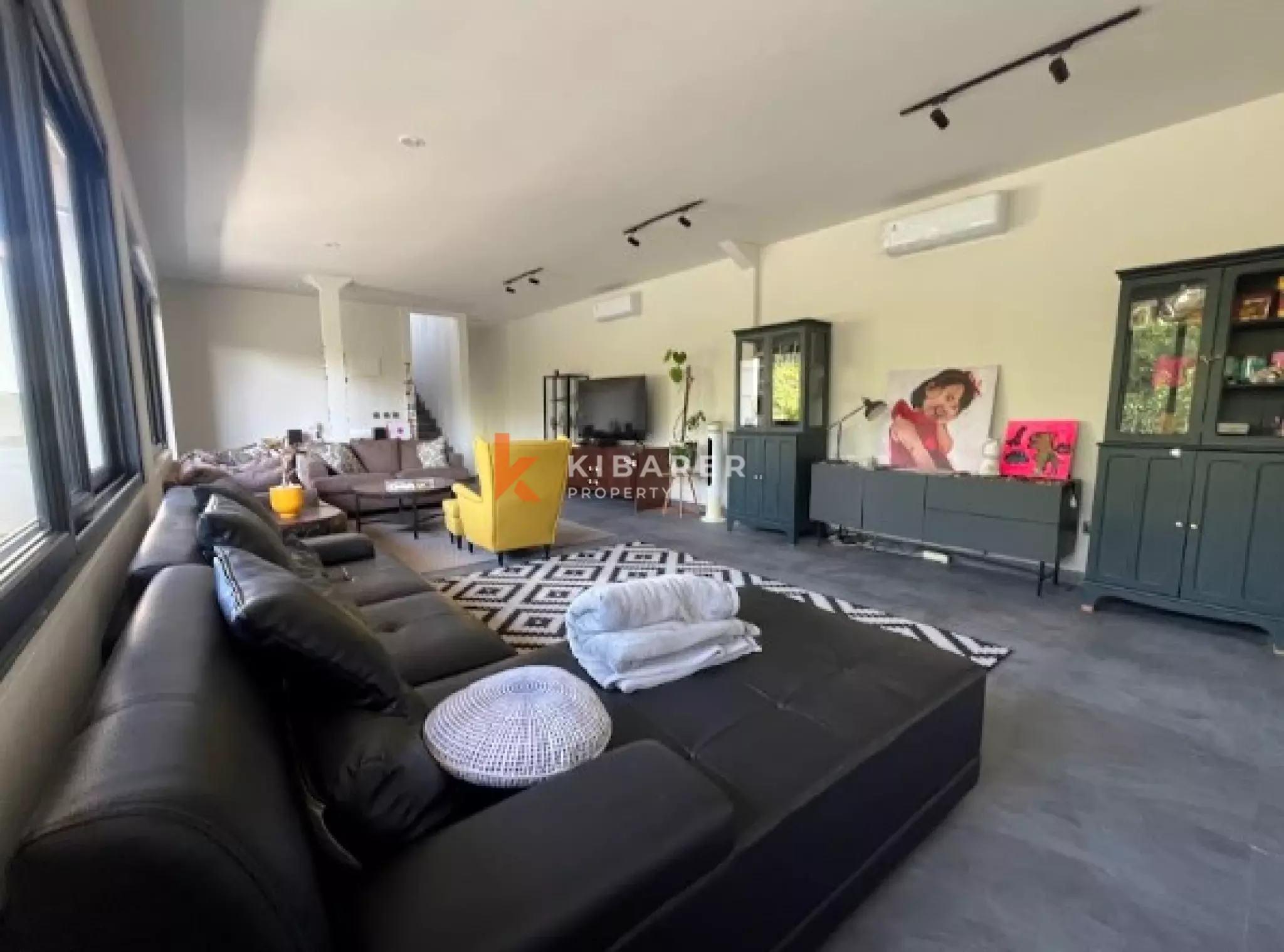 Exceptional Five Bedroom Villa with Rooftop in Kerobokan