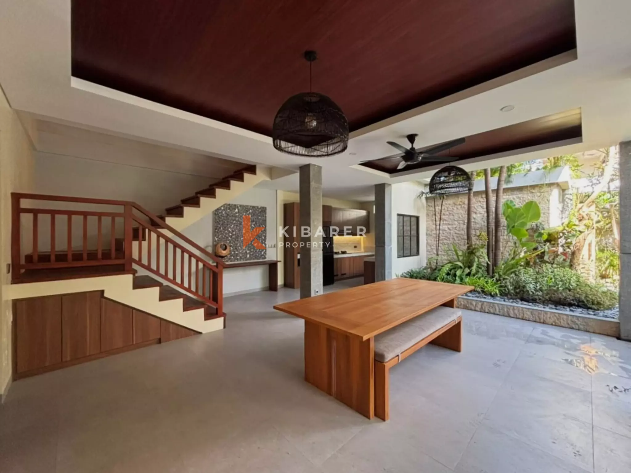 Villa balinaise paisible de 3 chambres avec bureau et cadre tropical à Umalas