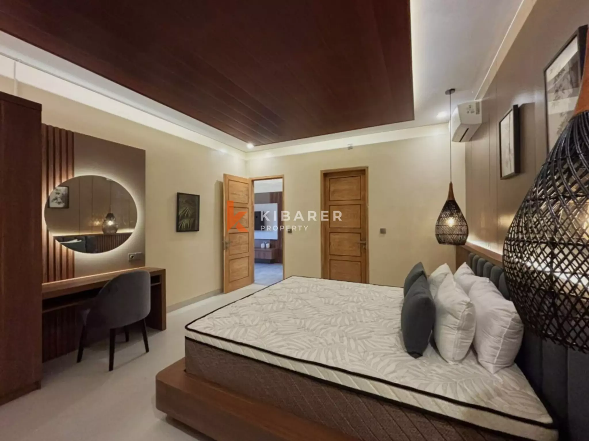 Villa balinaise paisible de 3 chambres avec bureau et cadre tropical à Umalas
