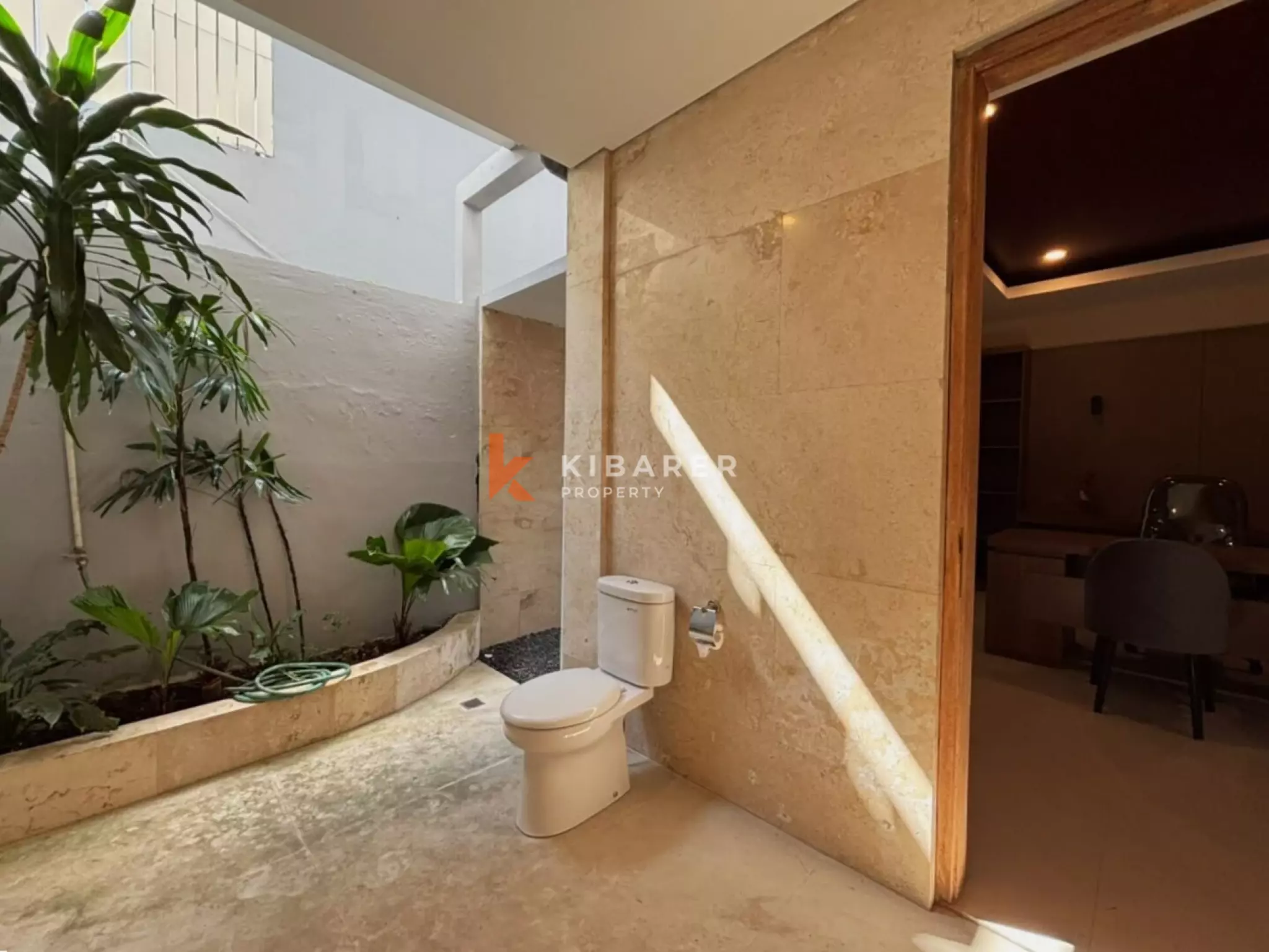 Villa balinaise paisible de 3 chambres avec bureau et cadre tropical à Umalas