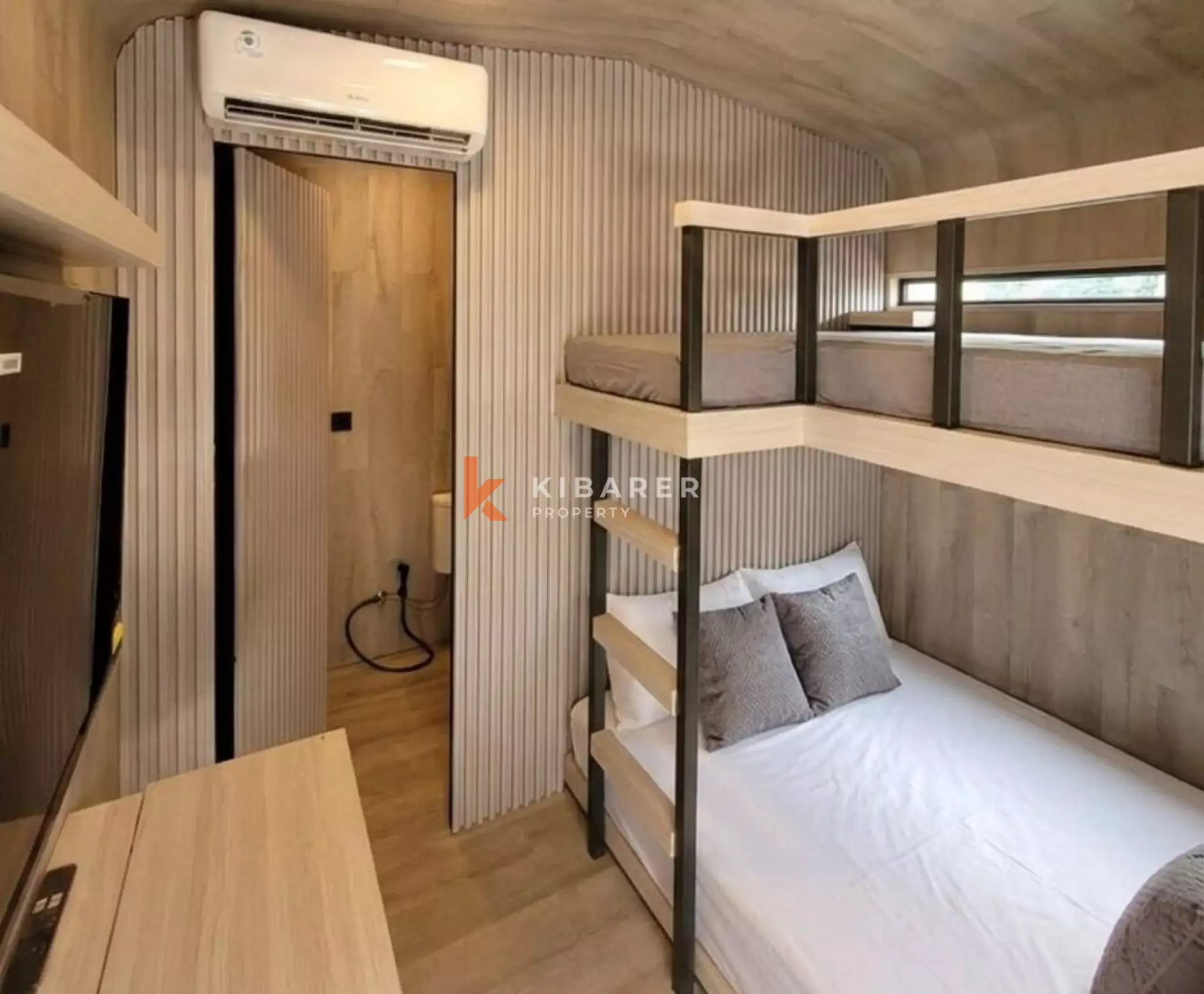 Cozy Tropical - One Bedroom Cabin Stay with Shared Pool in Serangan