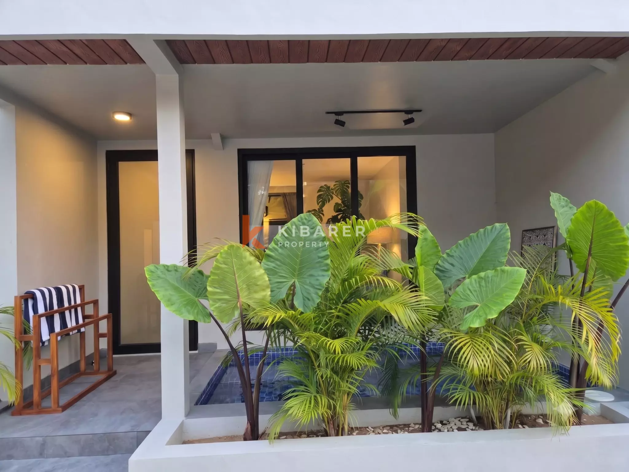 Chic Industrial One Bedroom Villa in Kerobokan