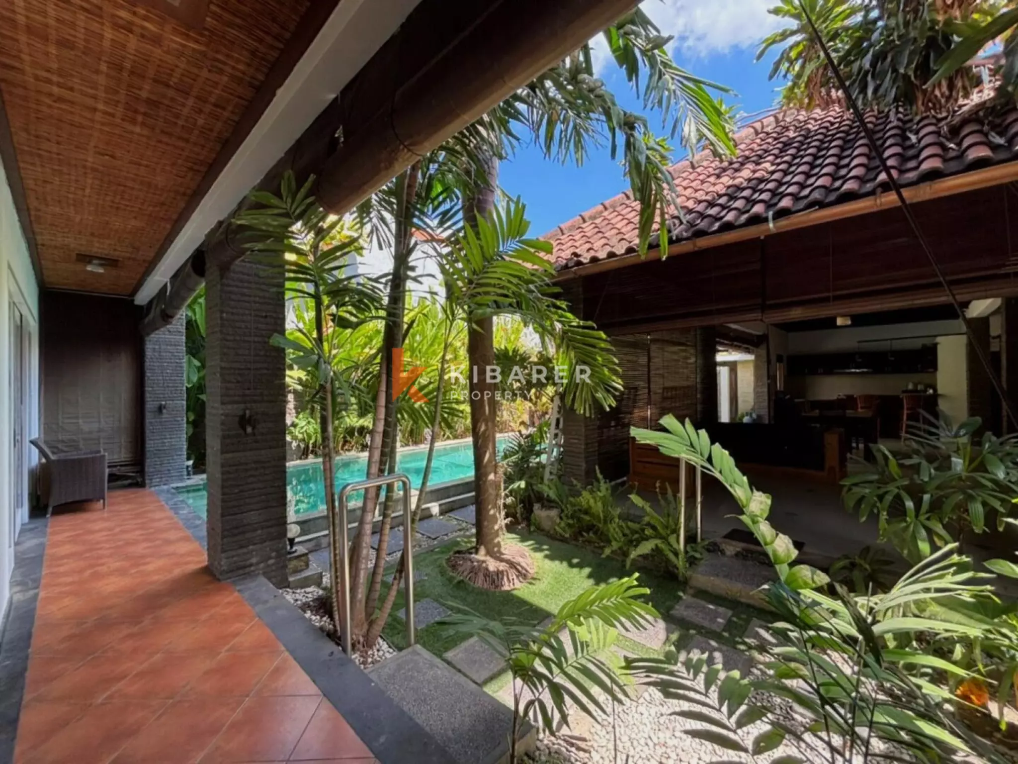 Vila Tiga Kamar Tidur di Lokasi Strategis Berawa – Semi-Furnished