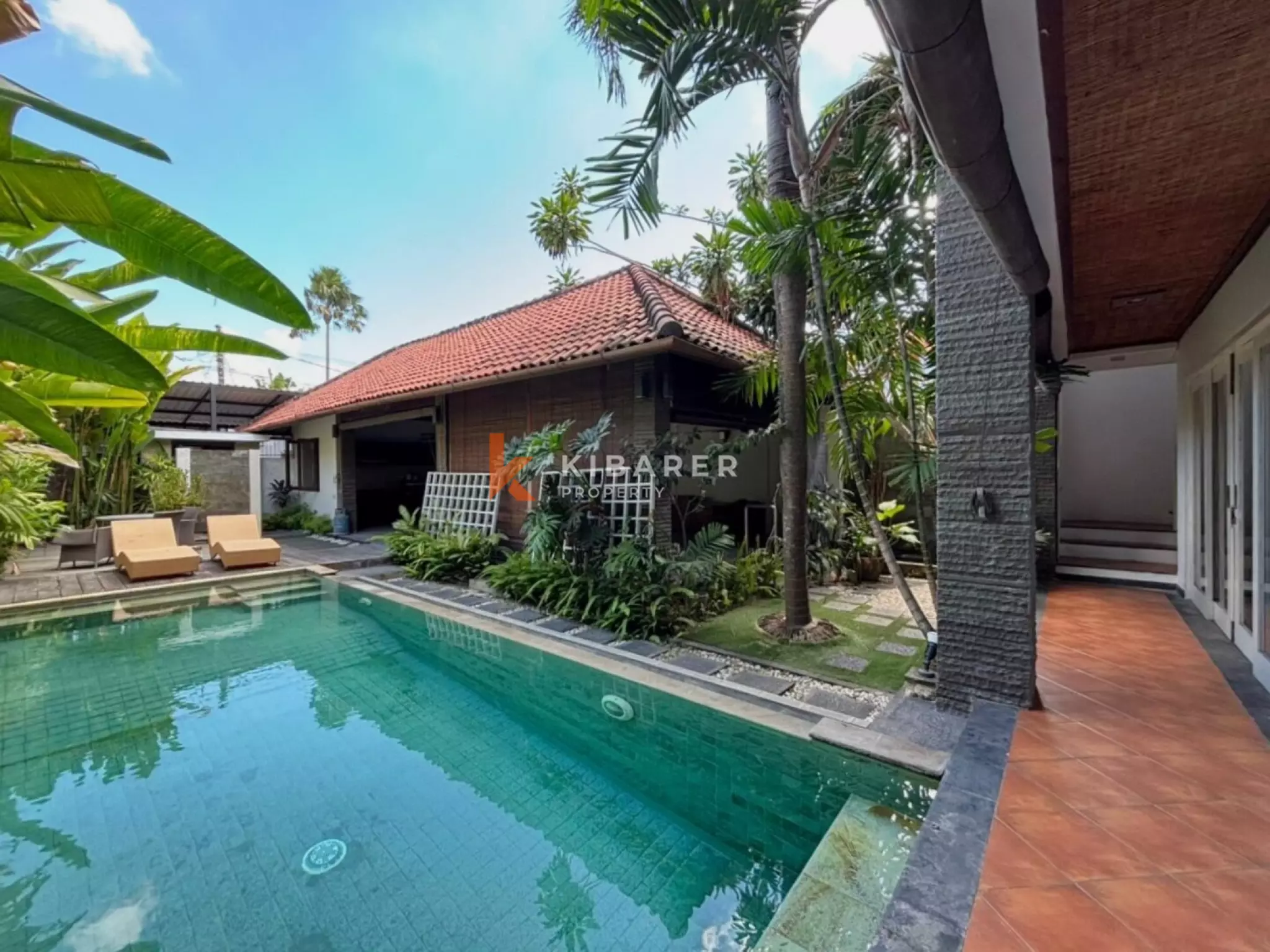 Vila Tiga Kamar Tidur di Lokasi Strategis Berawa – Semi-Furnished