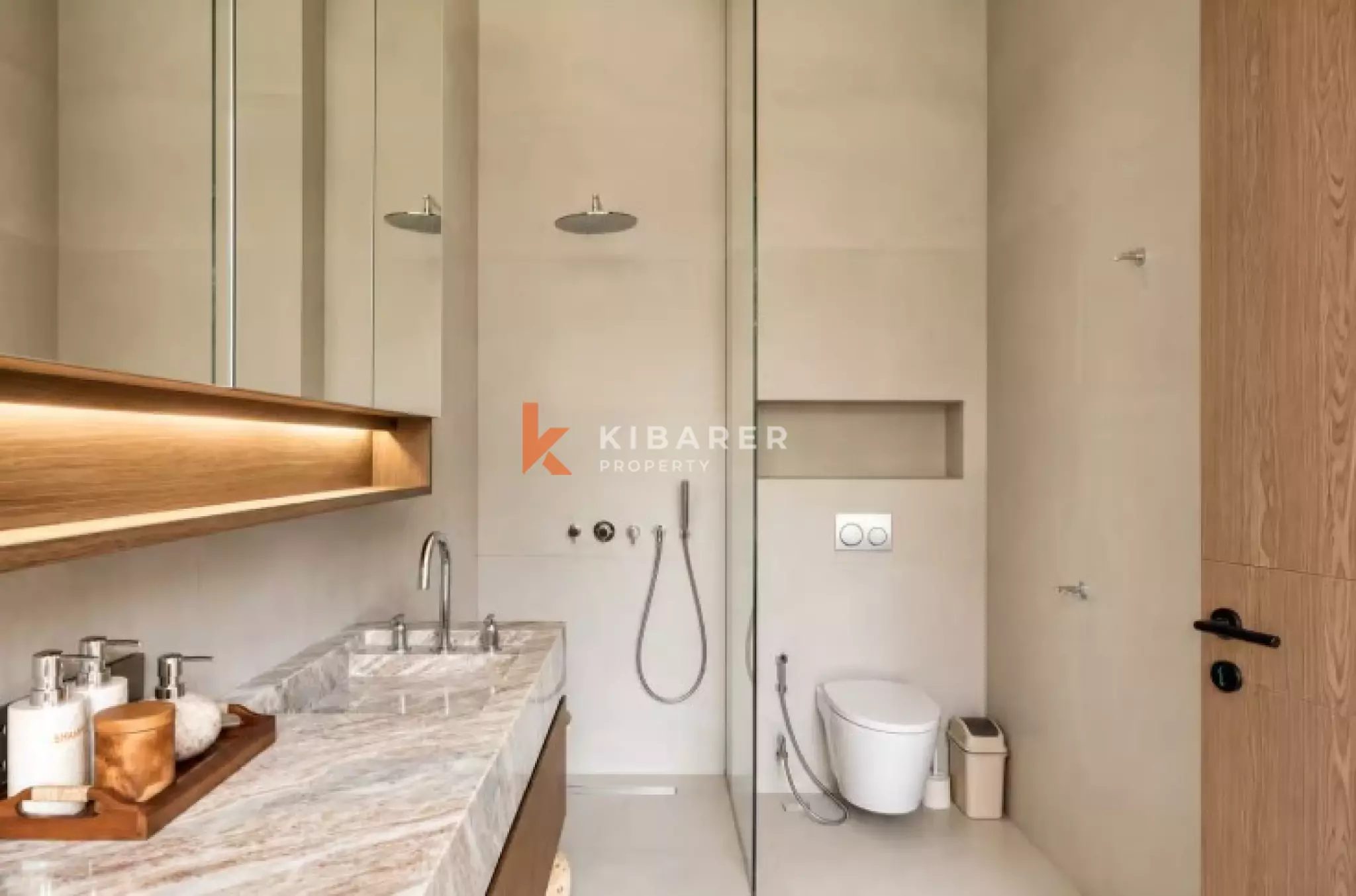 Sophisticated Three Bedroom Lux Villa in the Middle of Santuary Ubud