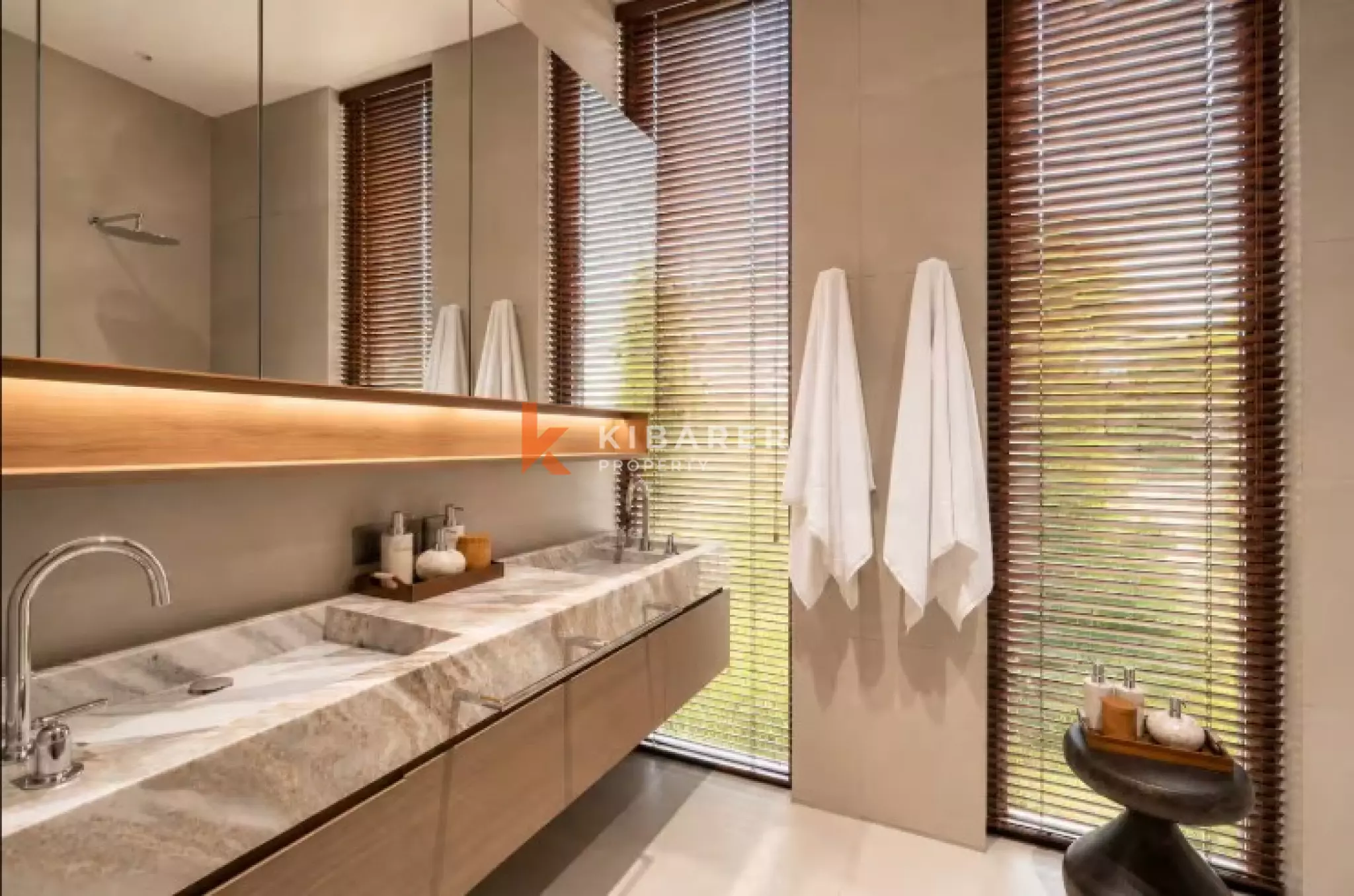 Sophisticated Three Bedroom Lux Villa in the Middle of Santuary Ubud