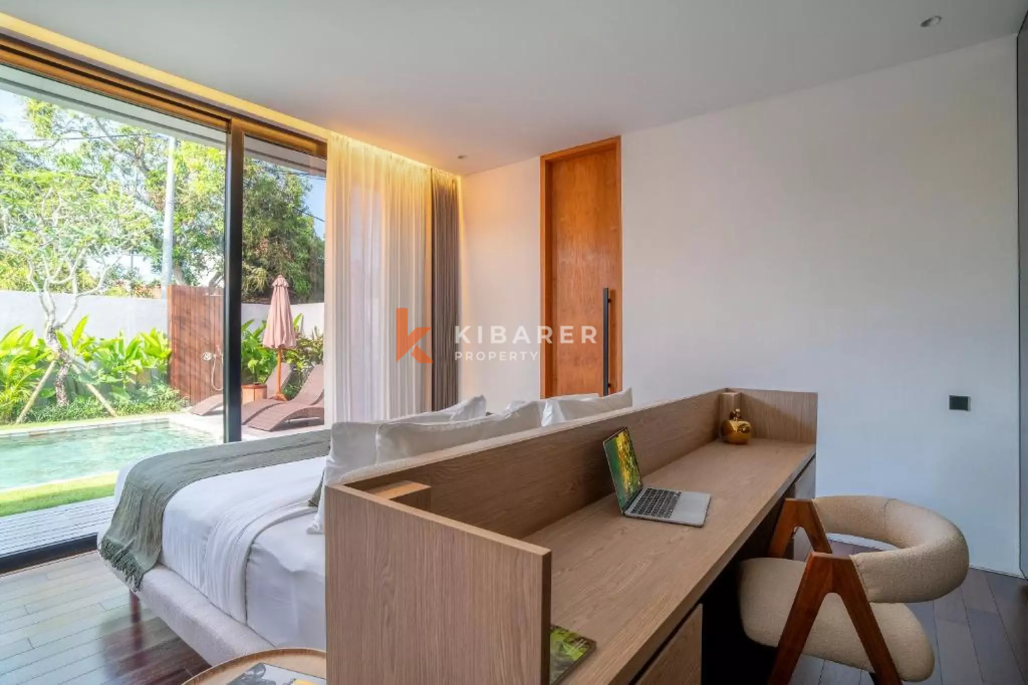 Bright Contemporary Two Bedroom Villa in Canggu Padang Tawang