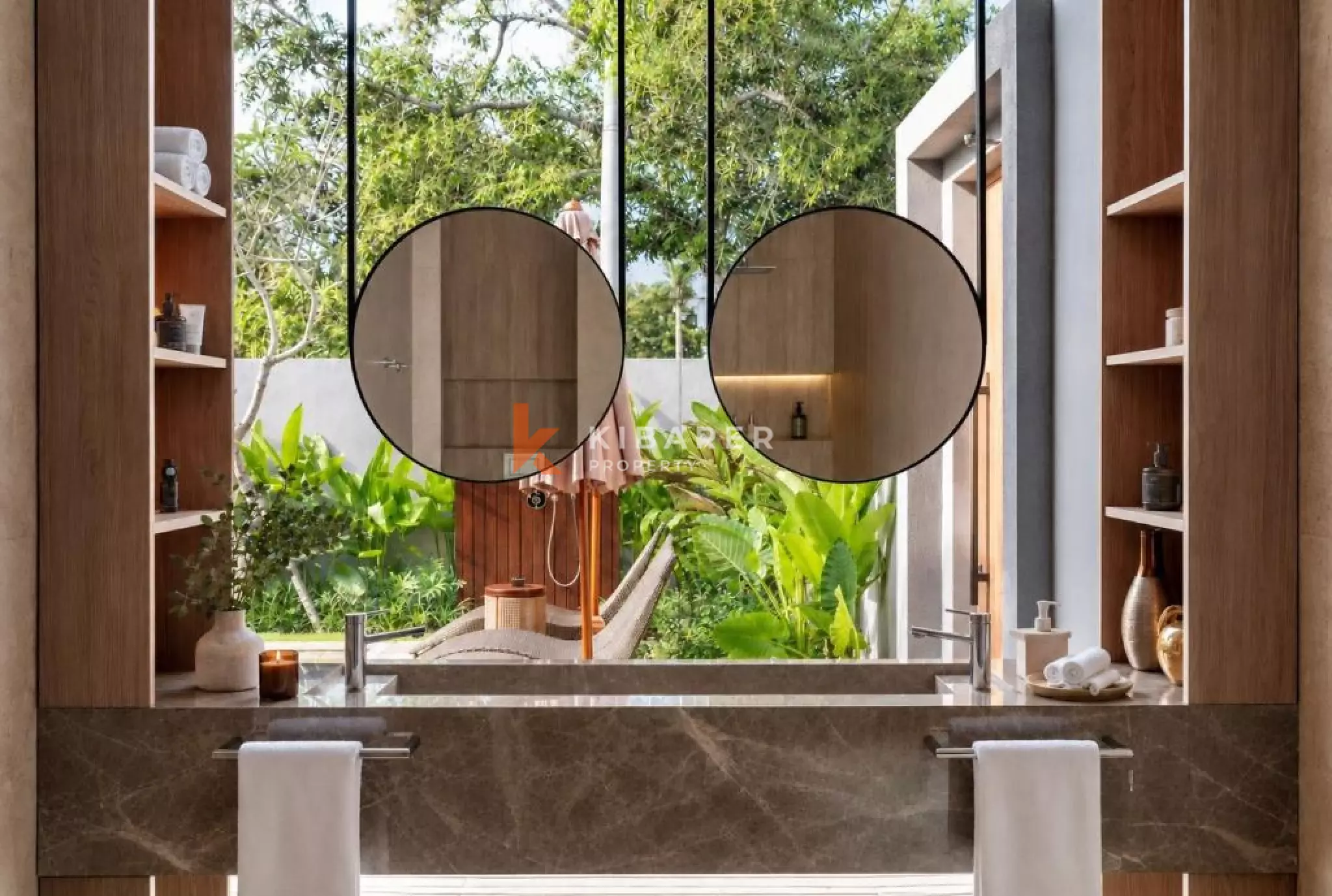 Bright Contemporary Two Bedroom Villa in Canggu Padang Tawang