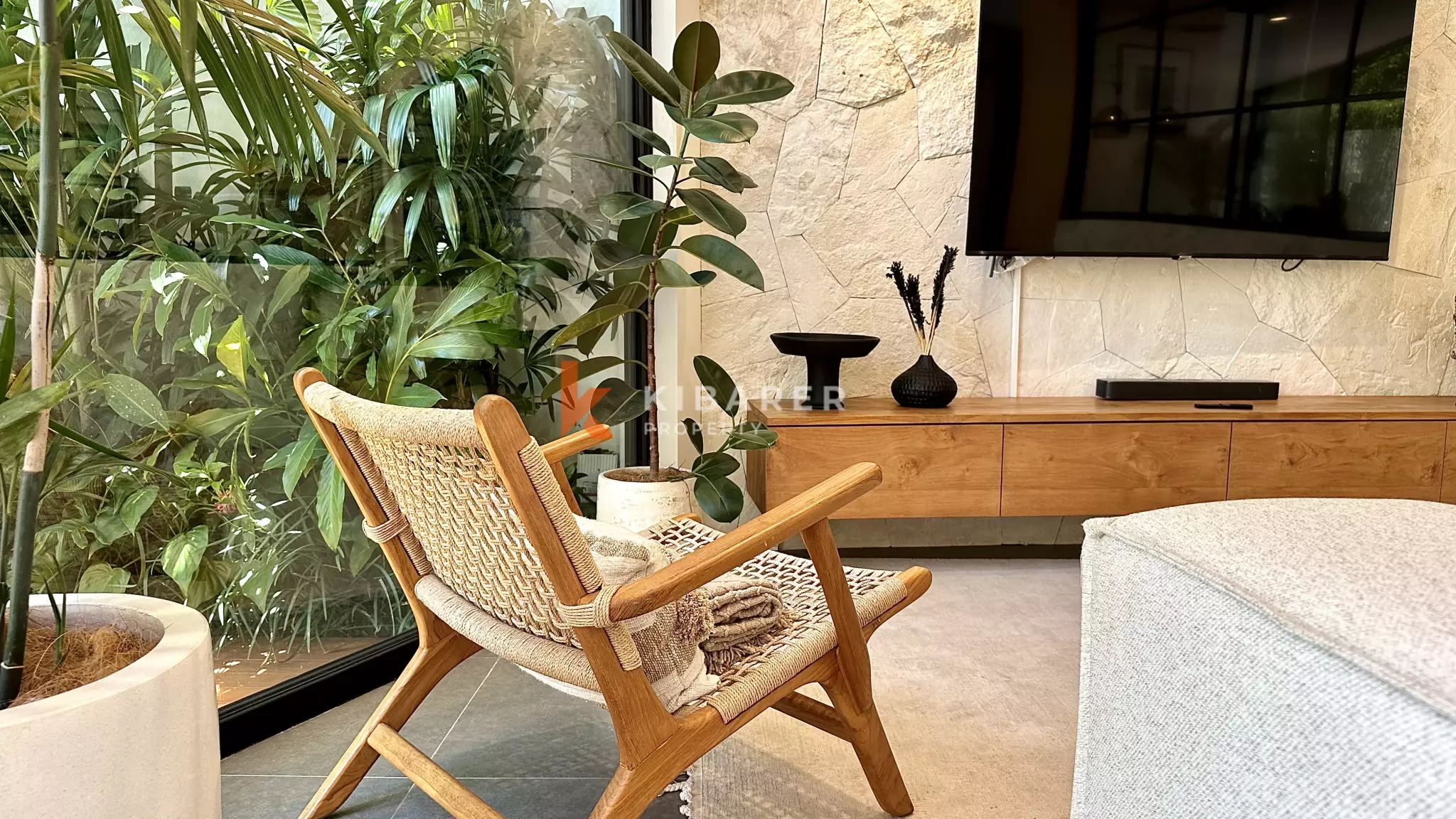 Fully Furnished Two Bedroom  Villa with Pool and Sauna in Babakan Canggu