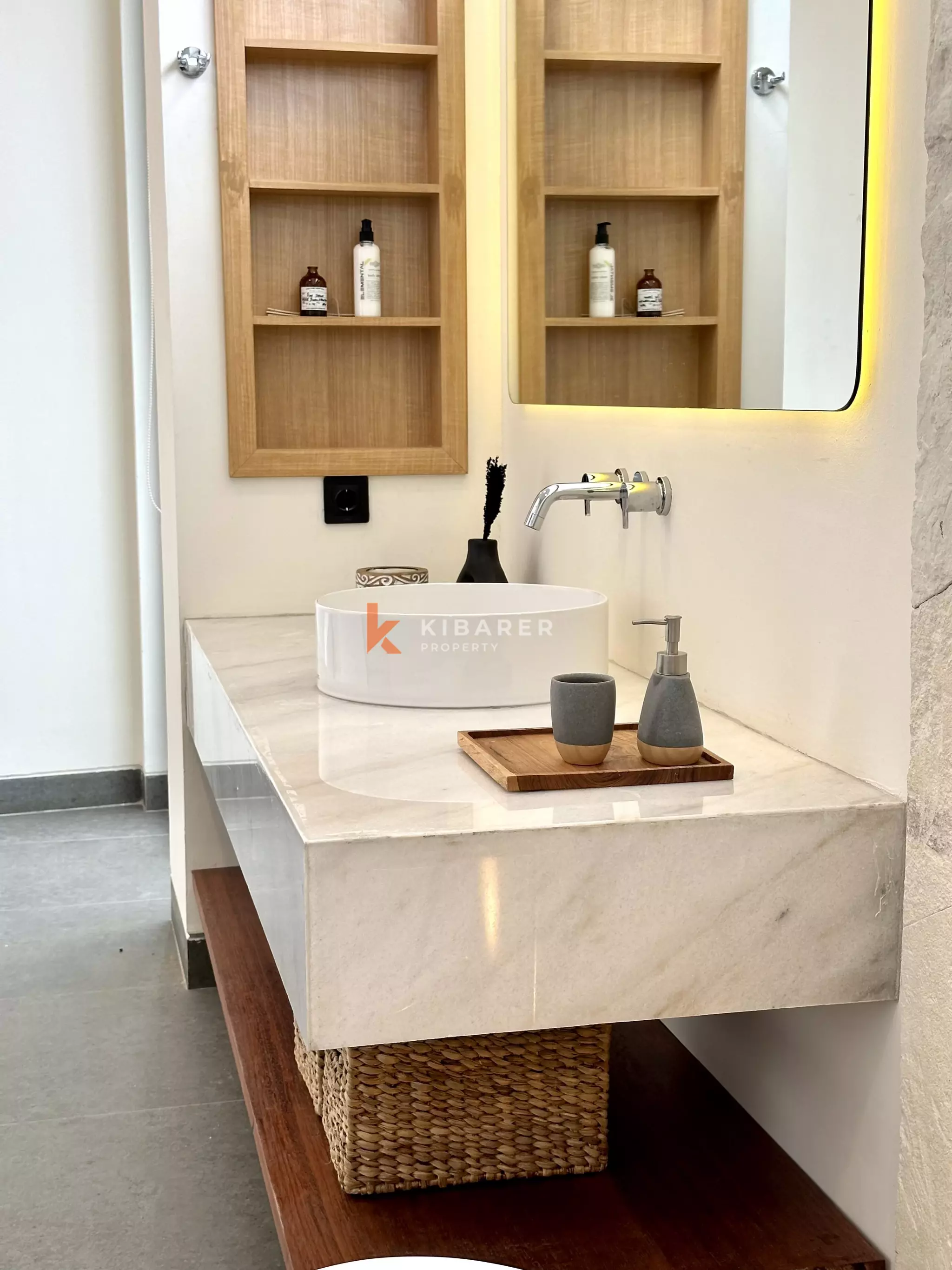 Fully Furnished Two Bedroom  Villa with Pool and Sauna in Babakan Canggu