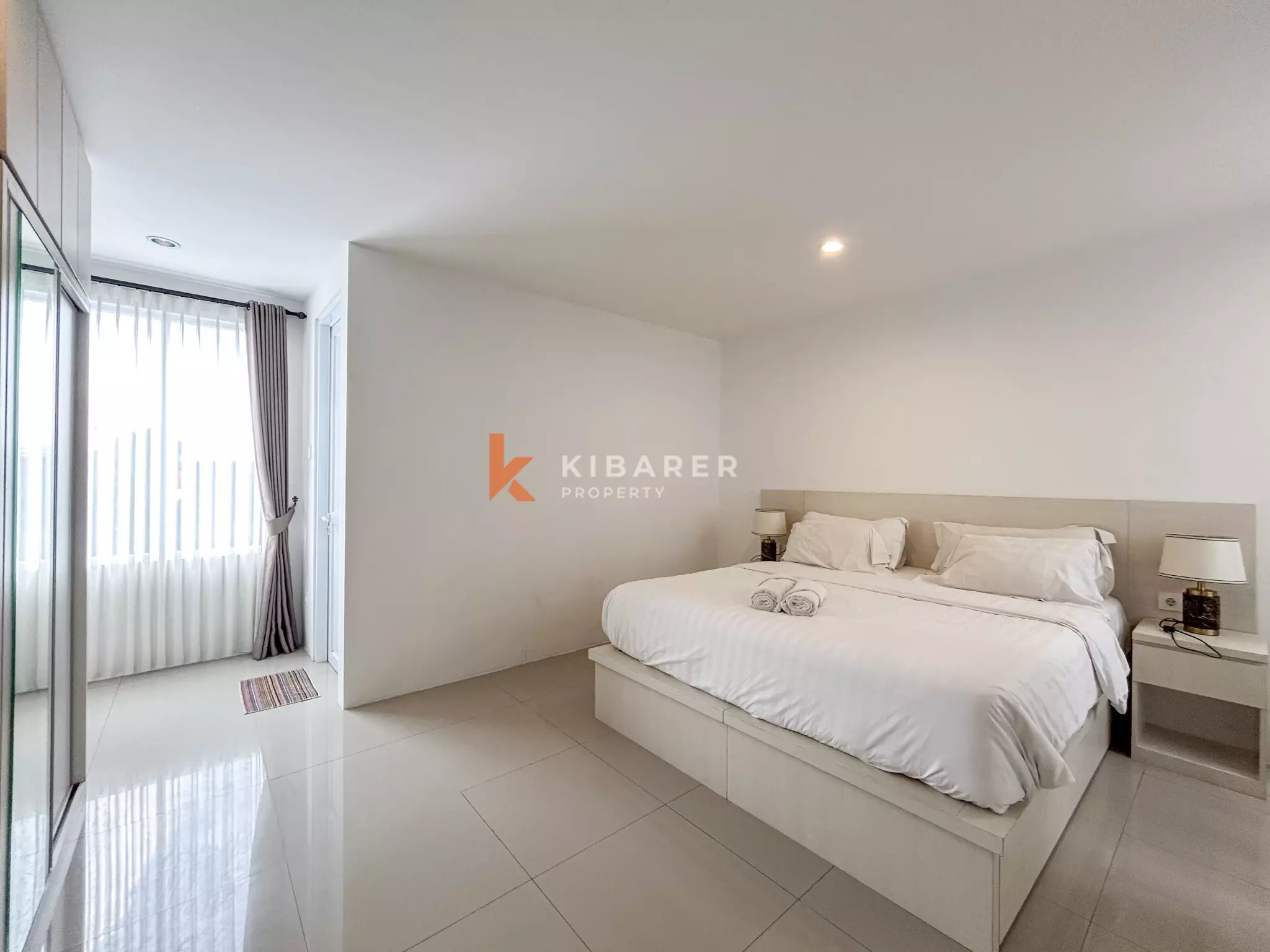 Modern Three-Bedroom Residential Villa with Private Pool in Canggu