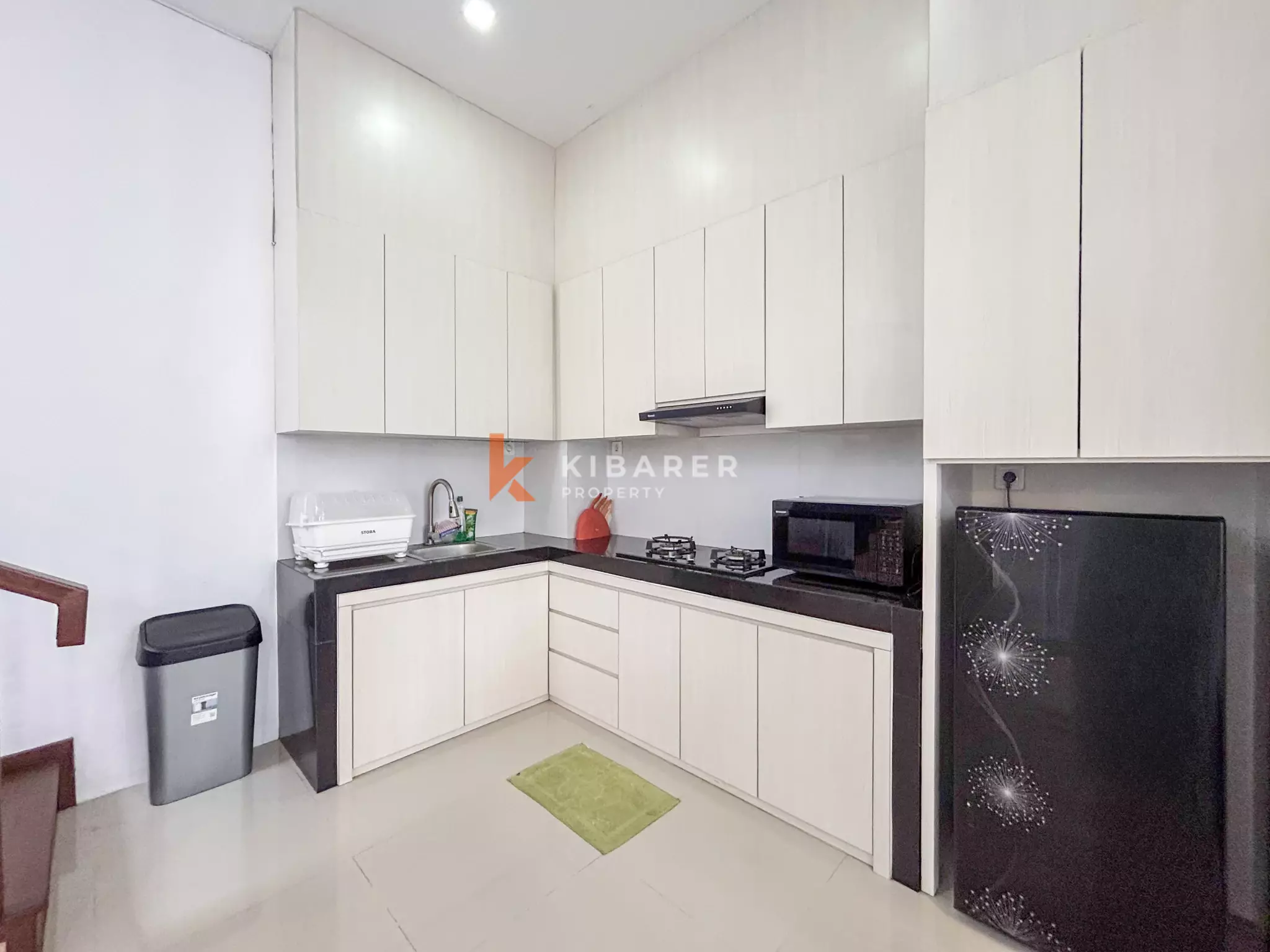 Modern Three-Bedroom Residential Villa with Private Pool in Canggu