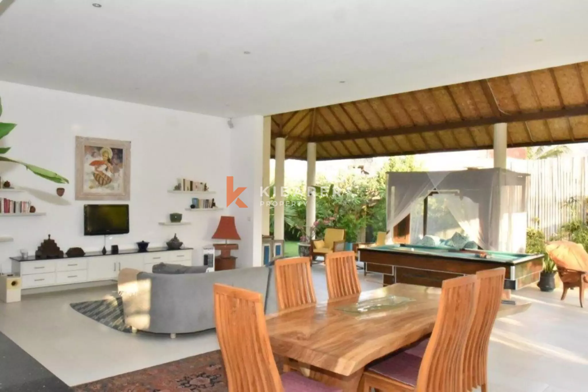Island Paradise – Vila Tiga Kamar Tidur yang Dikelilingi Alam di Amed