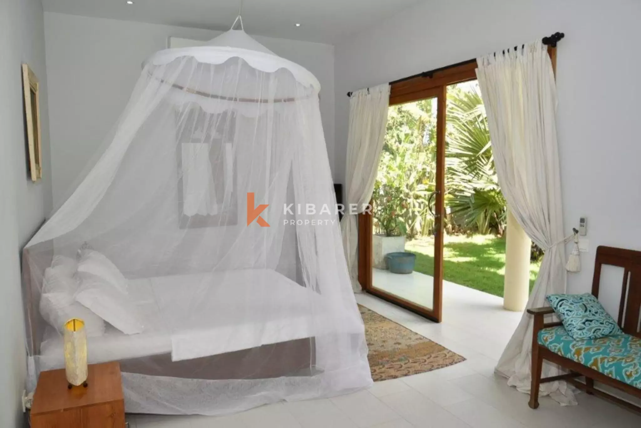 Island Paradise – Vila Tiga Kamar Tidur yang Dikelilingi Alam di Amed
