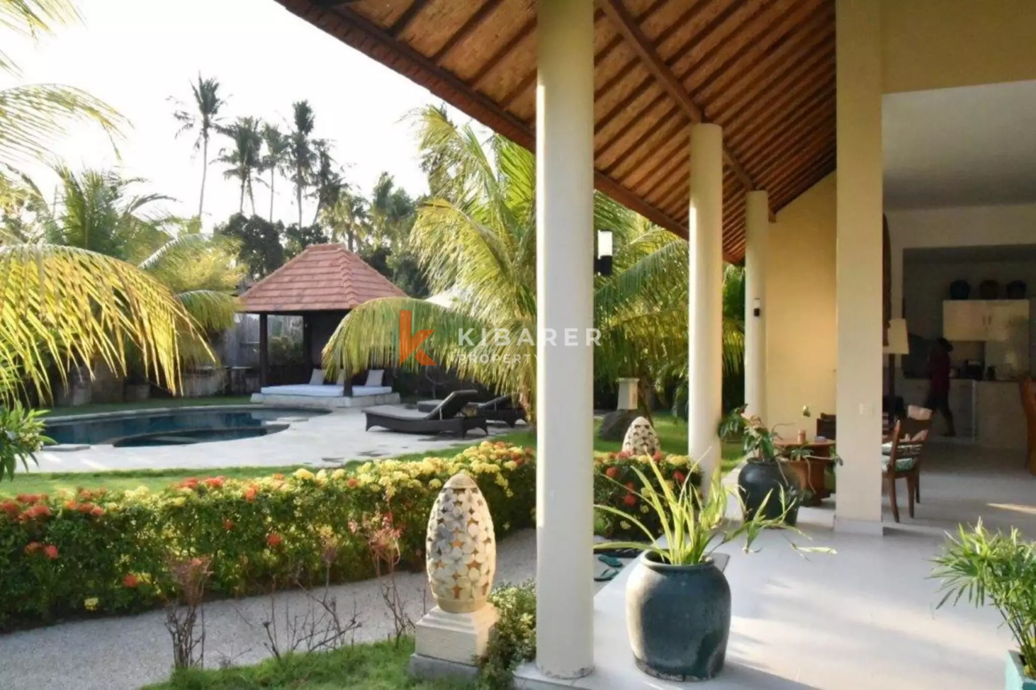 Island Paradise – Vila Tiga Kamar Tidur yang Dikelilingi Alam di Amed