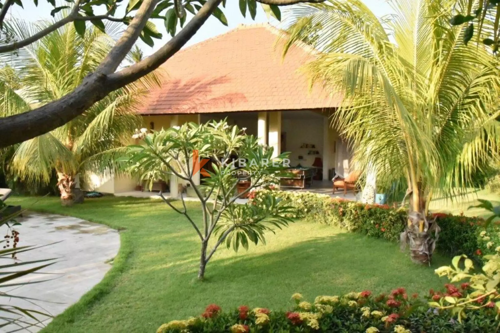 Island Paradise – Vila Tiga Kamar Tidur yang Dikelilingi Alam di Amed