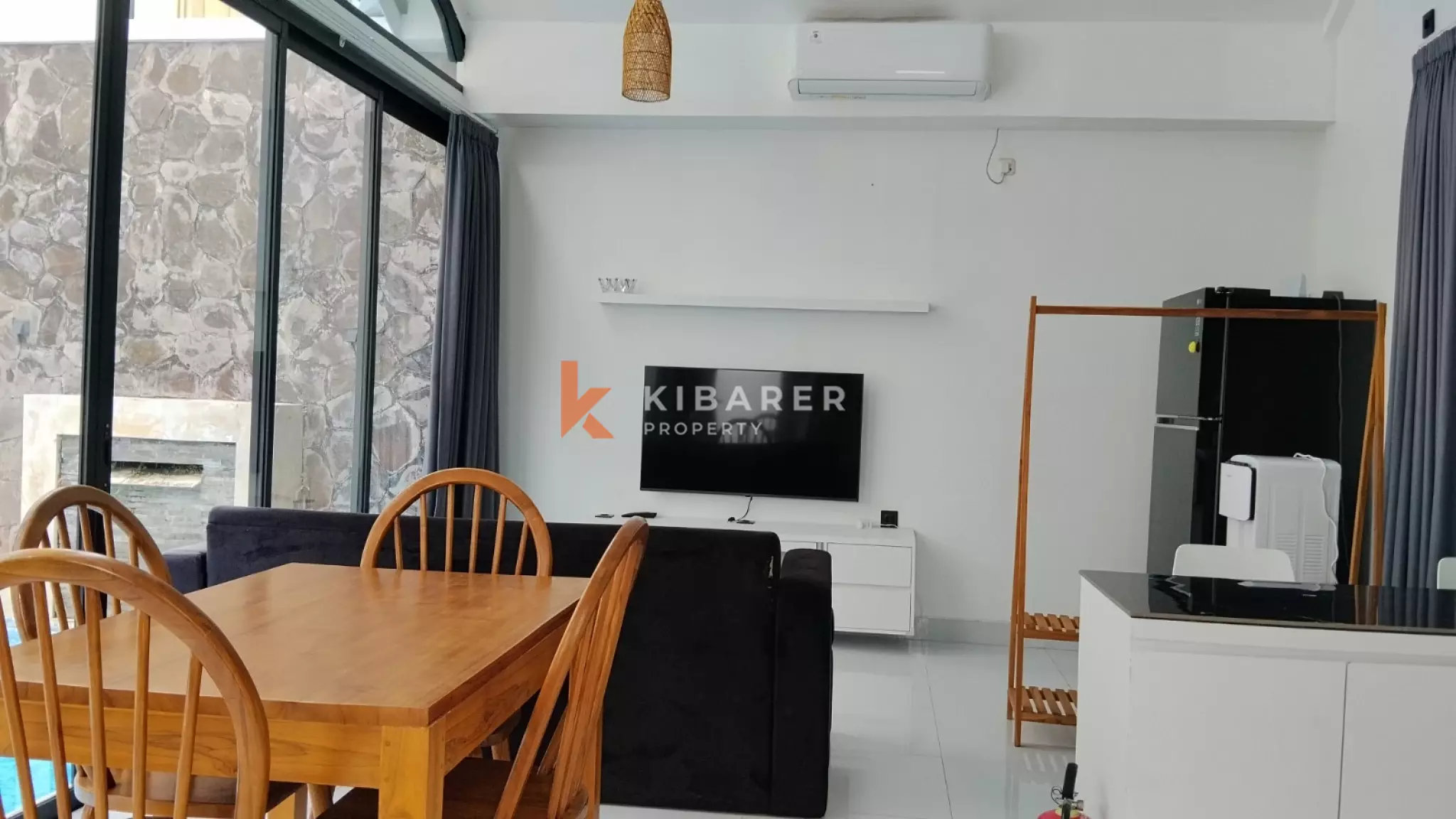 Villa Tropis Elegan 2+1 Kamar Tidur dengan Bathtub dan Kolam Renang di Atap di Nyanyi