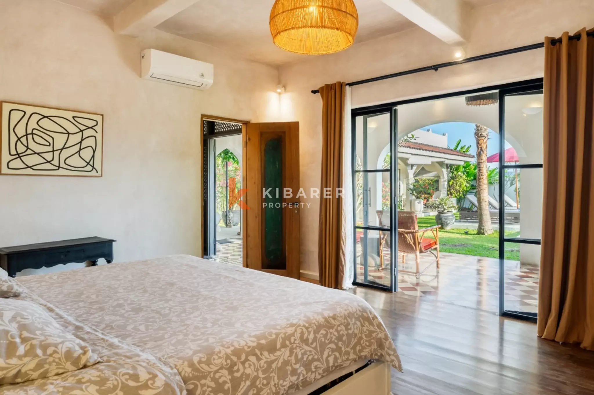 Arches blanches et rêves tropicaux – Villa de 4 chambres à Umalas