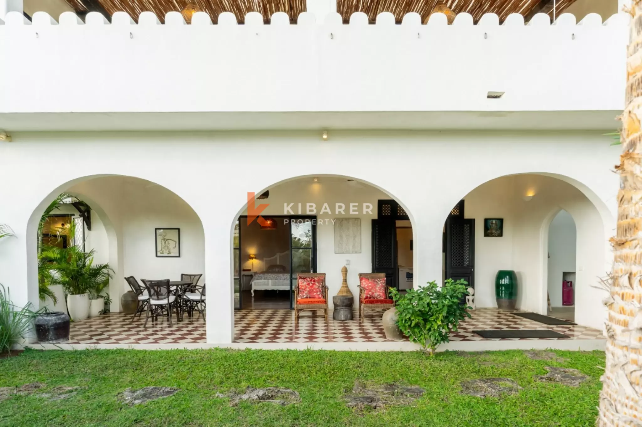Arches blanches et rêves tropicaux – Villa de 4 chambres à Umalas