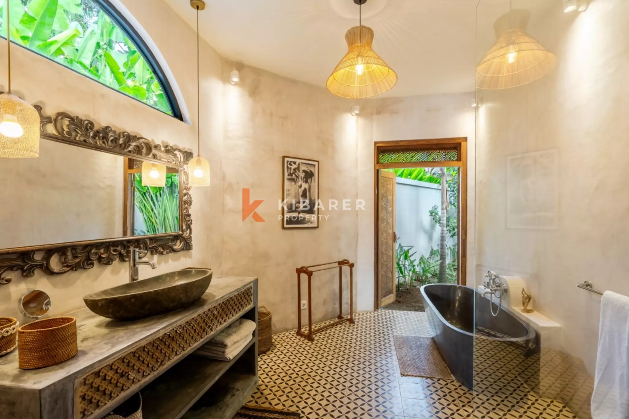 Arches blanches et rêves tropicaux – Villa de 4 chambres à Umalas
