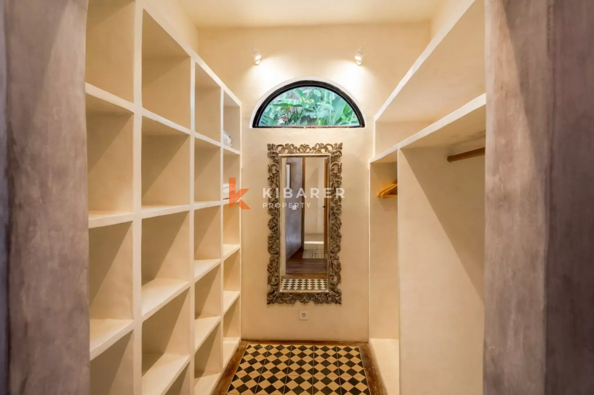 Arches blanches et rêves tropicaux – Villa de 4 chambres à Umalas