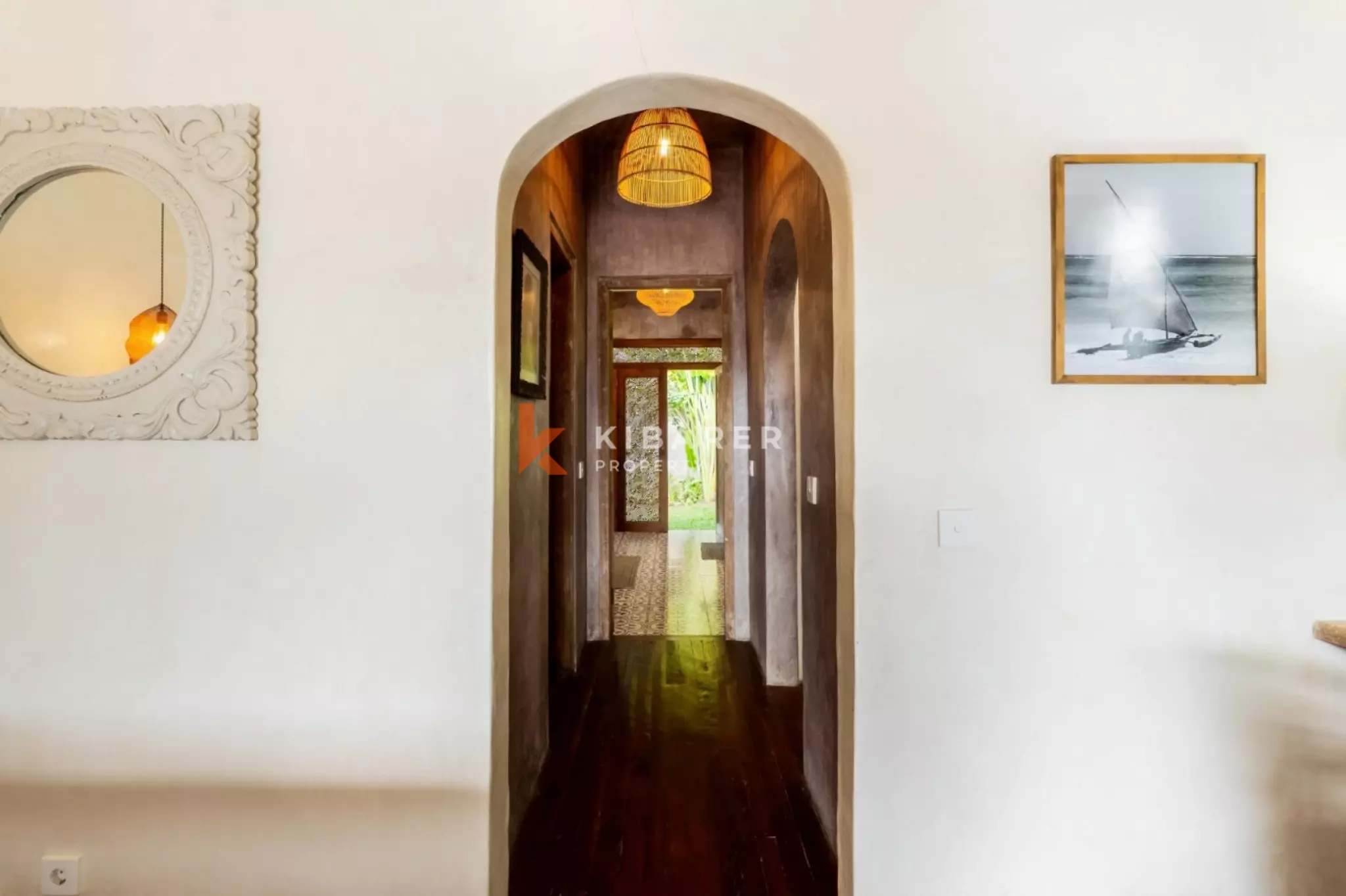 Arches blanches et rêves tropicaux – Villa de 4 chambres à Umalas