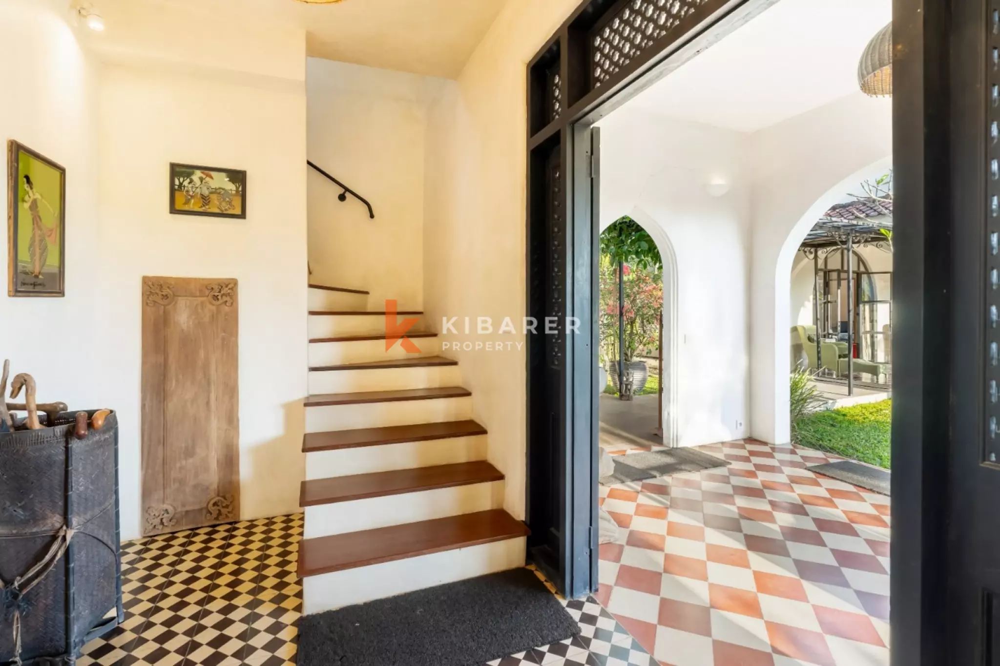 Arches blanches et rêves tropicaux – Villa de 4 chambres à Umalas
