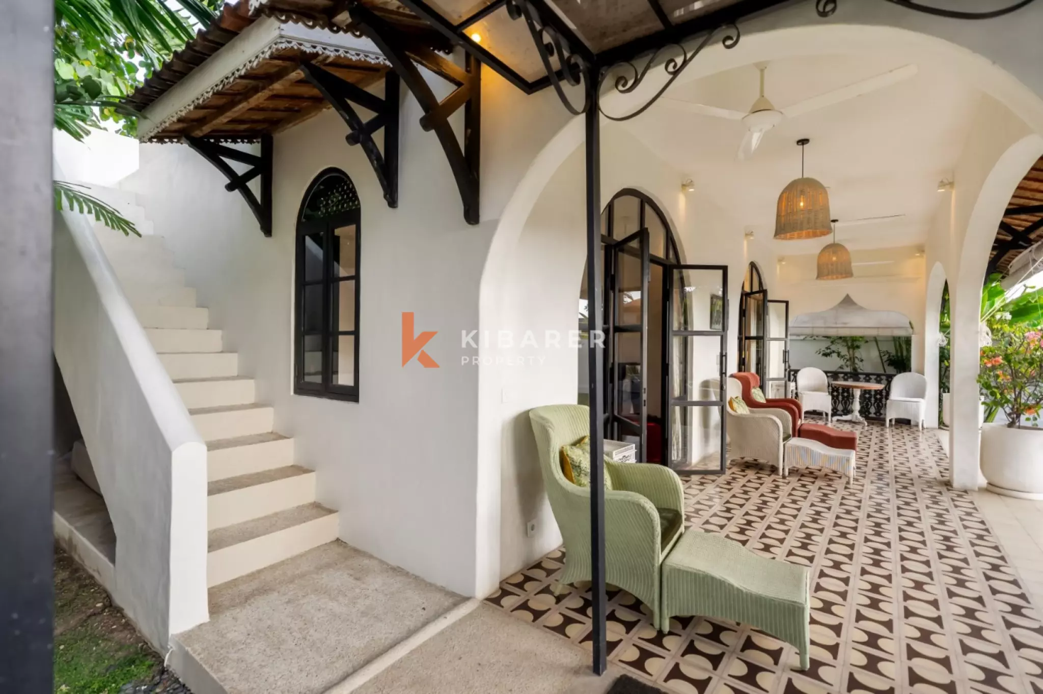 Arches blanches et rêves tropicaux – Villa de 4 chambres à Umalas
