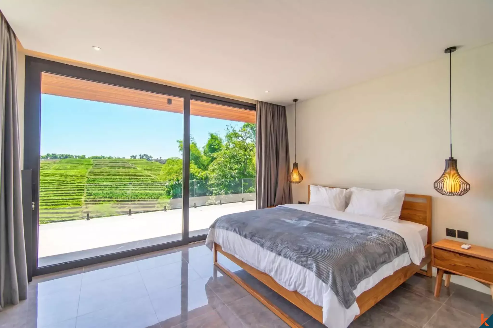 Luxueuse propriété neuve de cinq chambres en pleine propriété avec vue imprenable sur les rizières à Kedungu