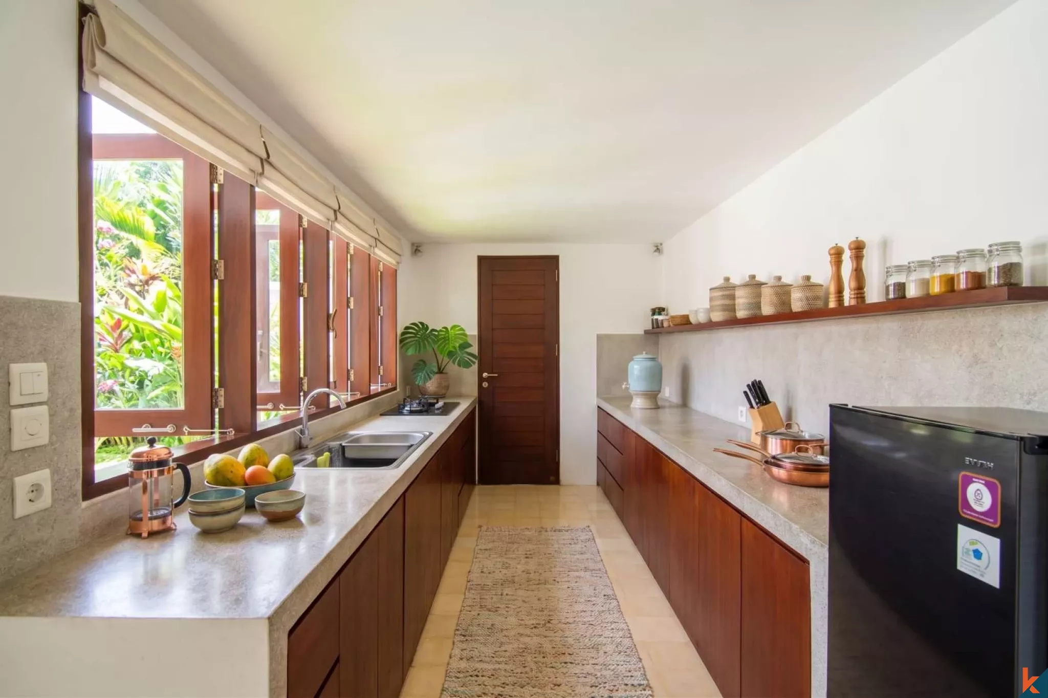 Maison de trois chambres de style traditionnel avec vue sur la jungle à Kediri - Tabanan