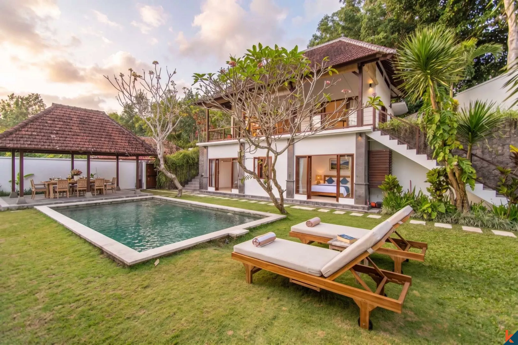 Maison de trois chambres de style traditionnel avec vue sur la jungle à Kediri - Tabanan