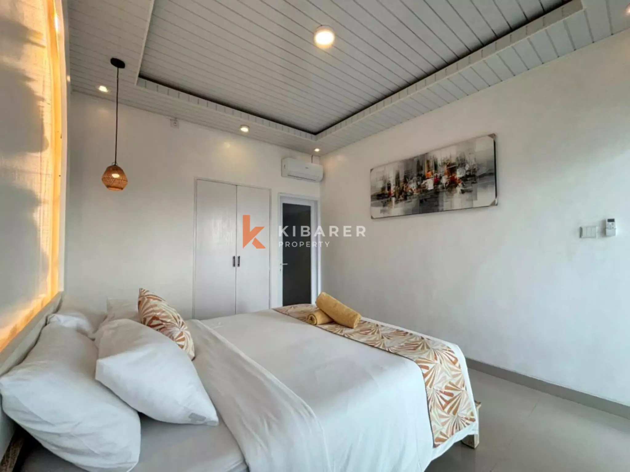 Hunian Minimalis – Vila Dua Kamar Tidur di Dekat Berawa