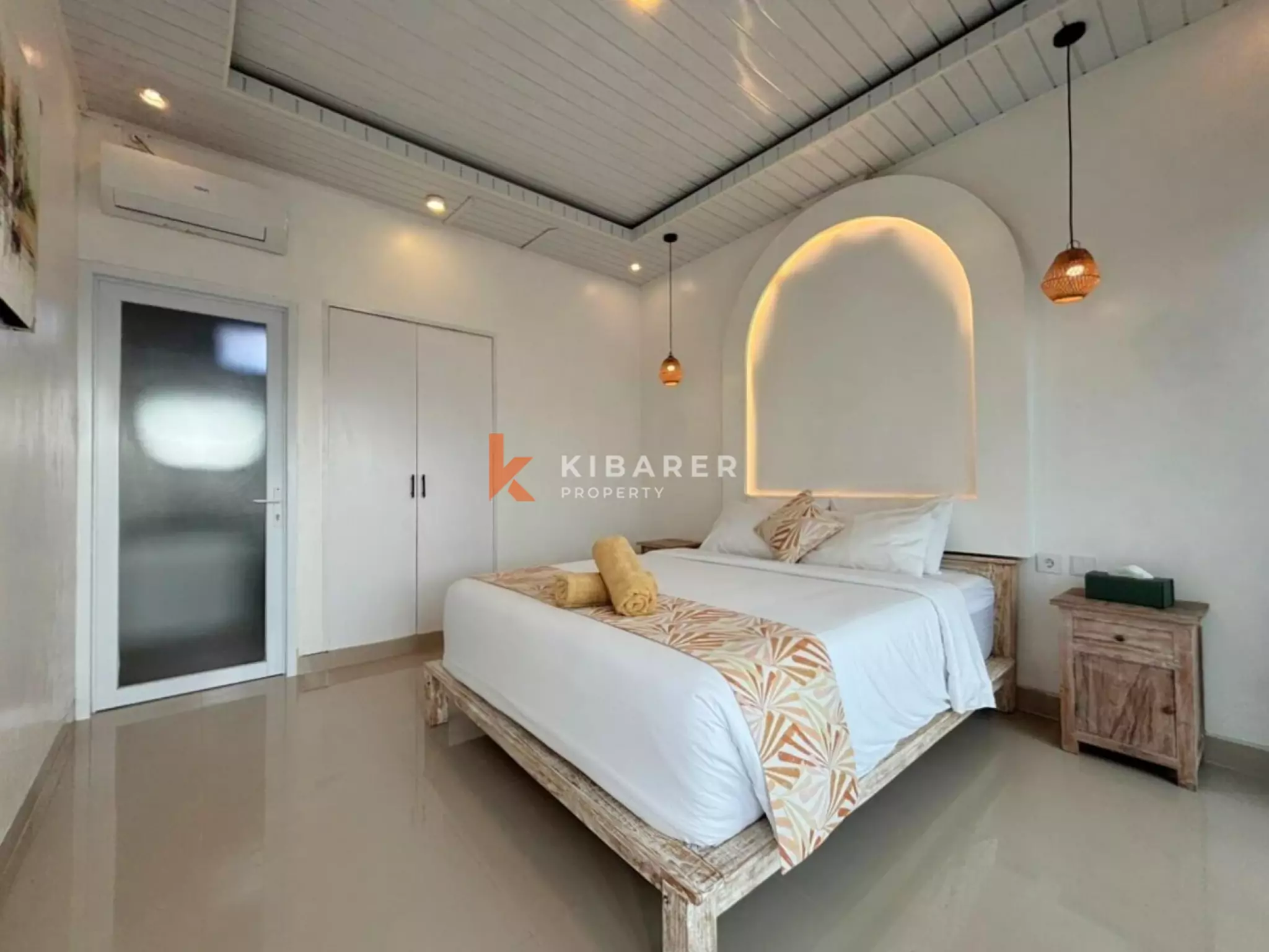 Hunian Bergaya – Vila Dua Kamar Tidur Dekat Berawa
