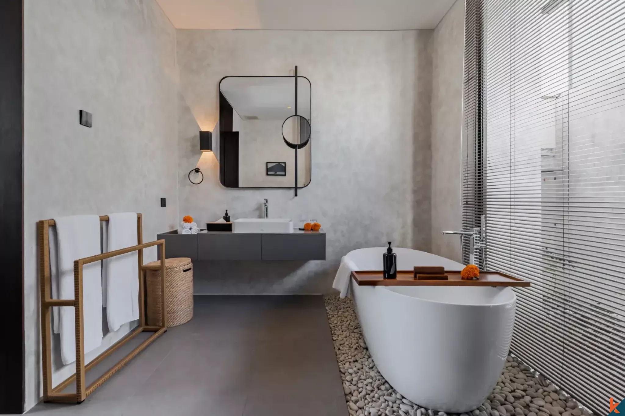 Brand new modern townhouse style two bedroom property leasehold in Pantai Lima - Pererenan