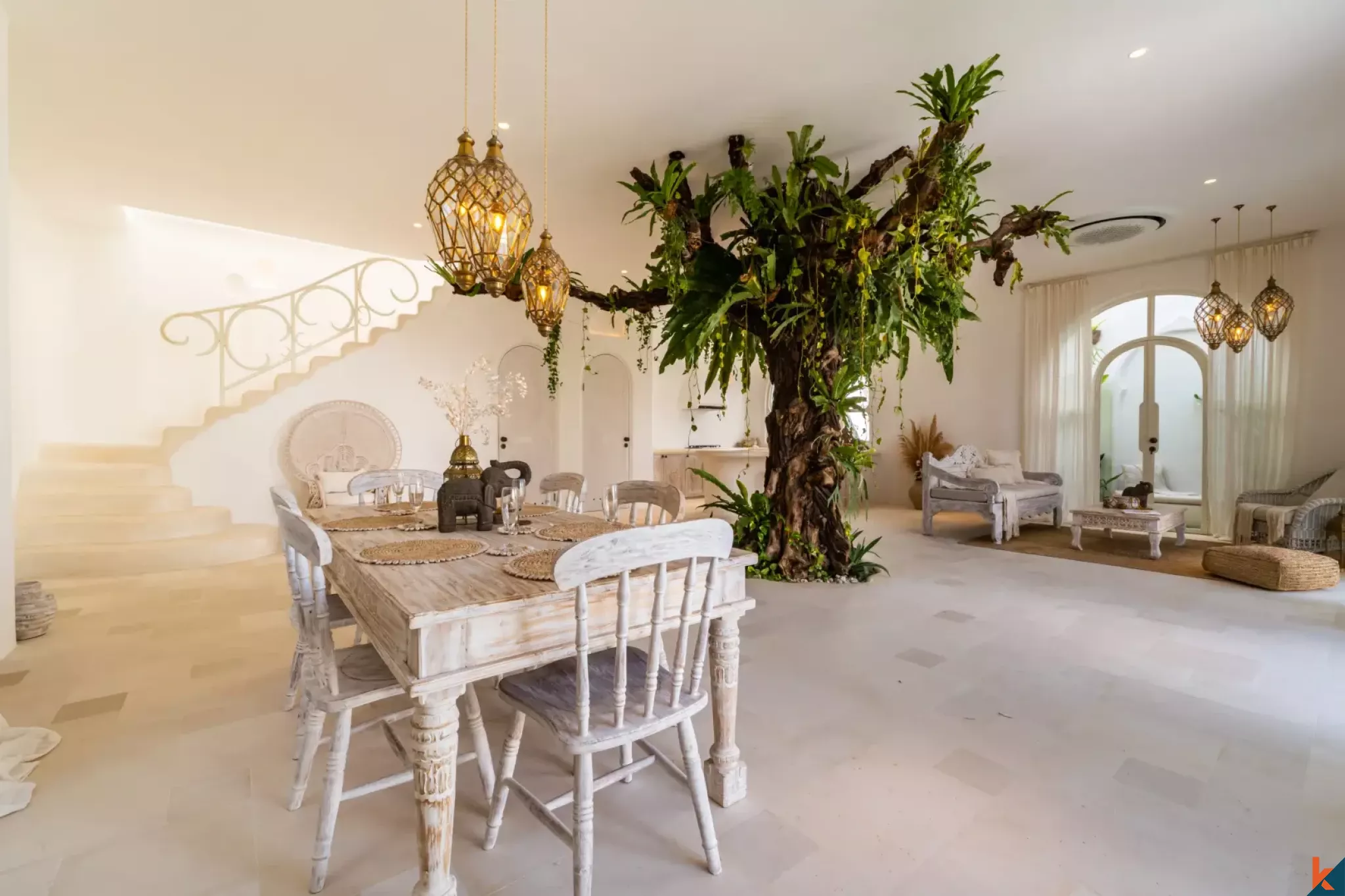 Beautiful Three Bedroom Leasehold Mediterranean villa with Ocean Views in Seseh