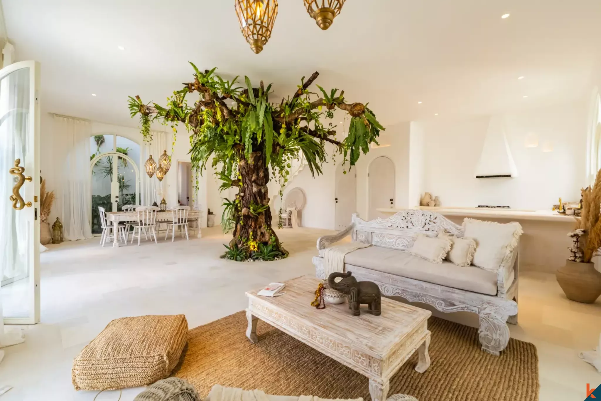 Beautiful Three Bedroom Leasehold Mediterranean villa with Ocean Views in Seseh