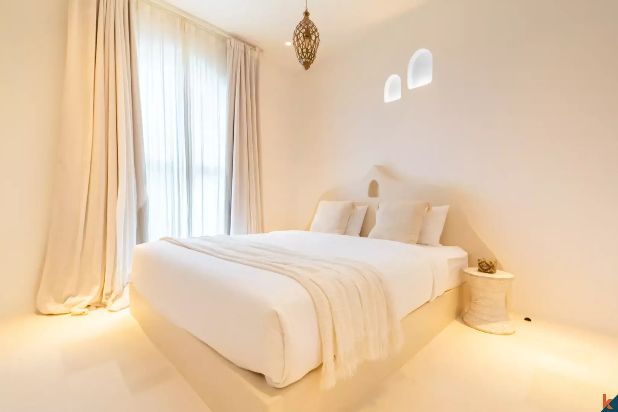 Beautiful Three Bedroom Leasehold Mediterranean villa with Ocean Views in Seseh