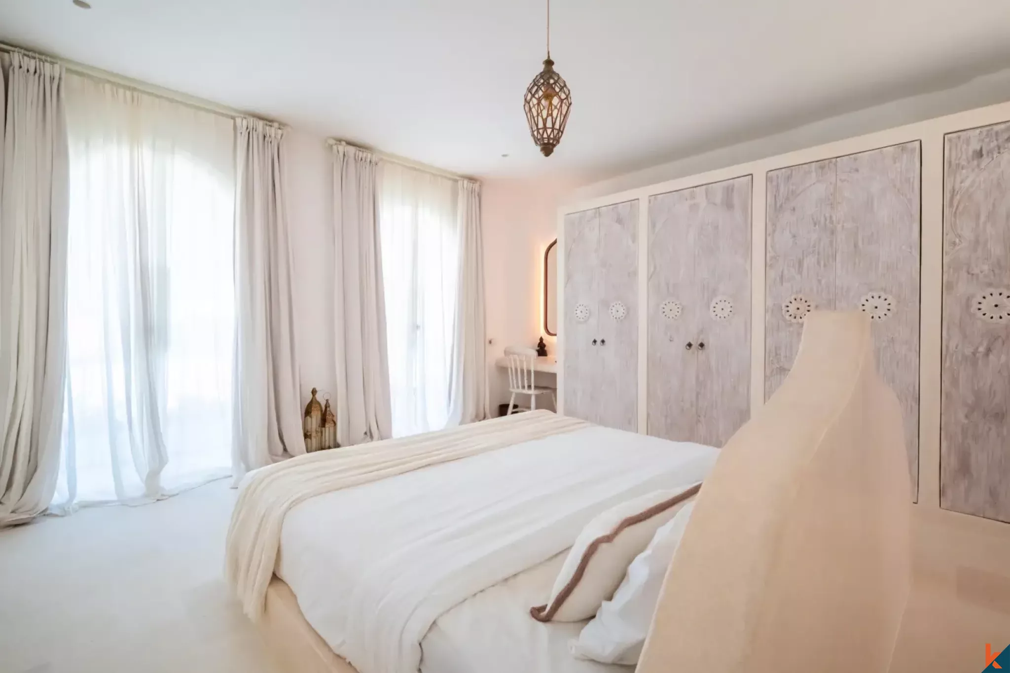 Beautiful Three Bedroom Leasehold Mediterranean villa with Ocean Views in Seseh