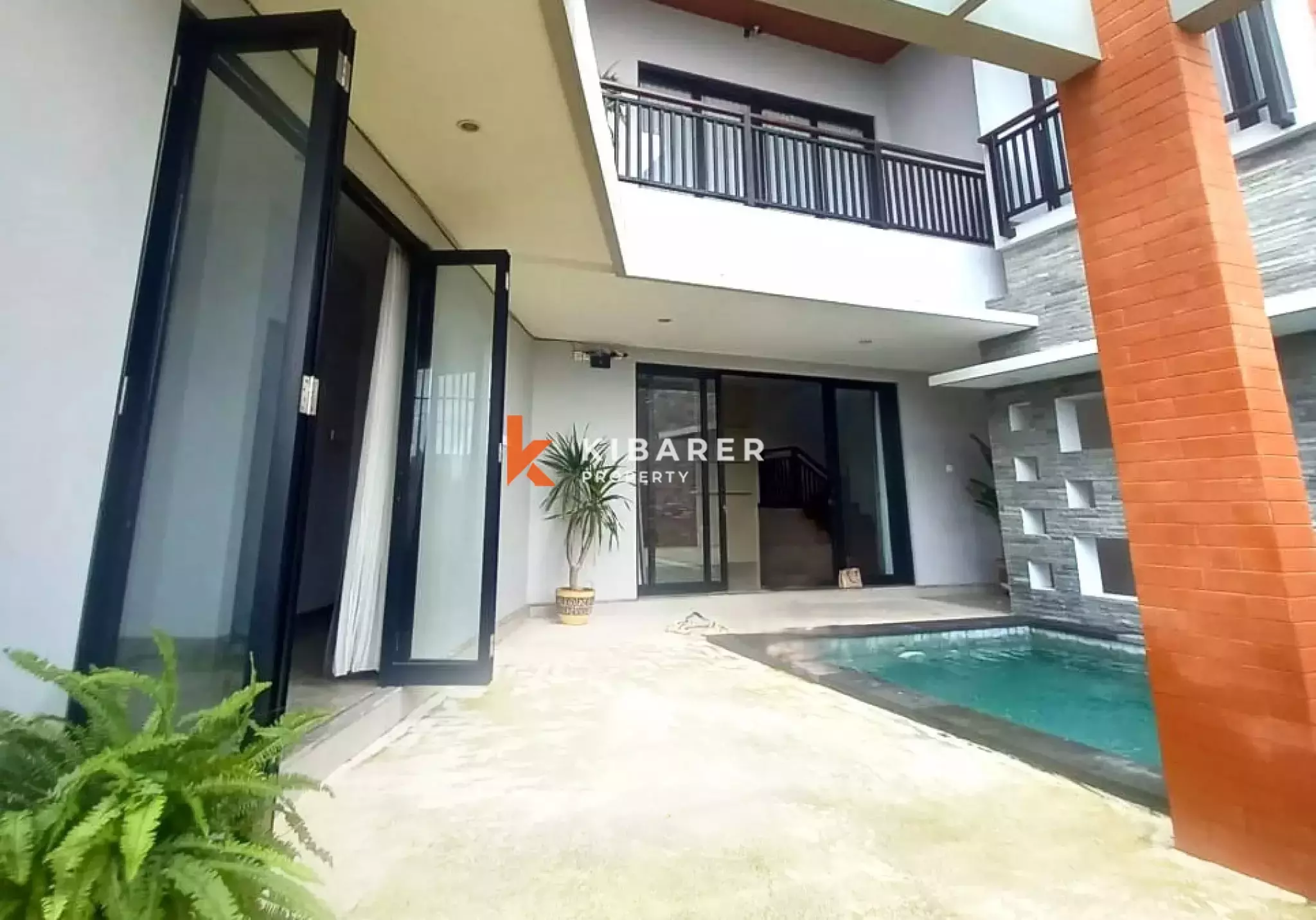 3-bedroom villa for rent in Kerobokan — 300 sqm