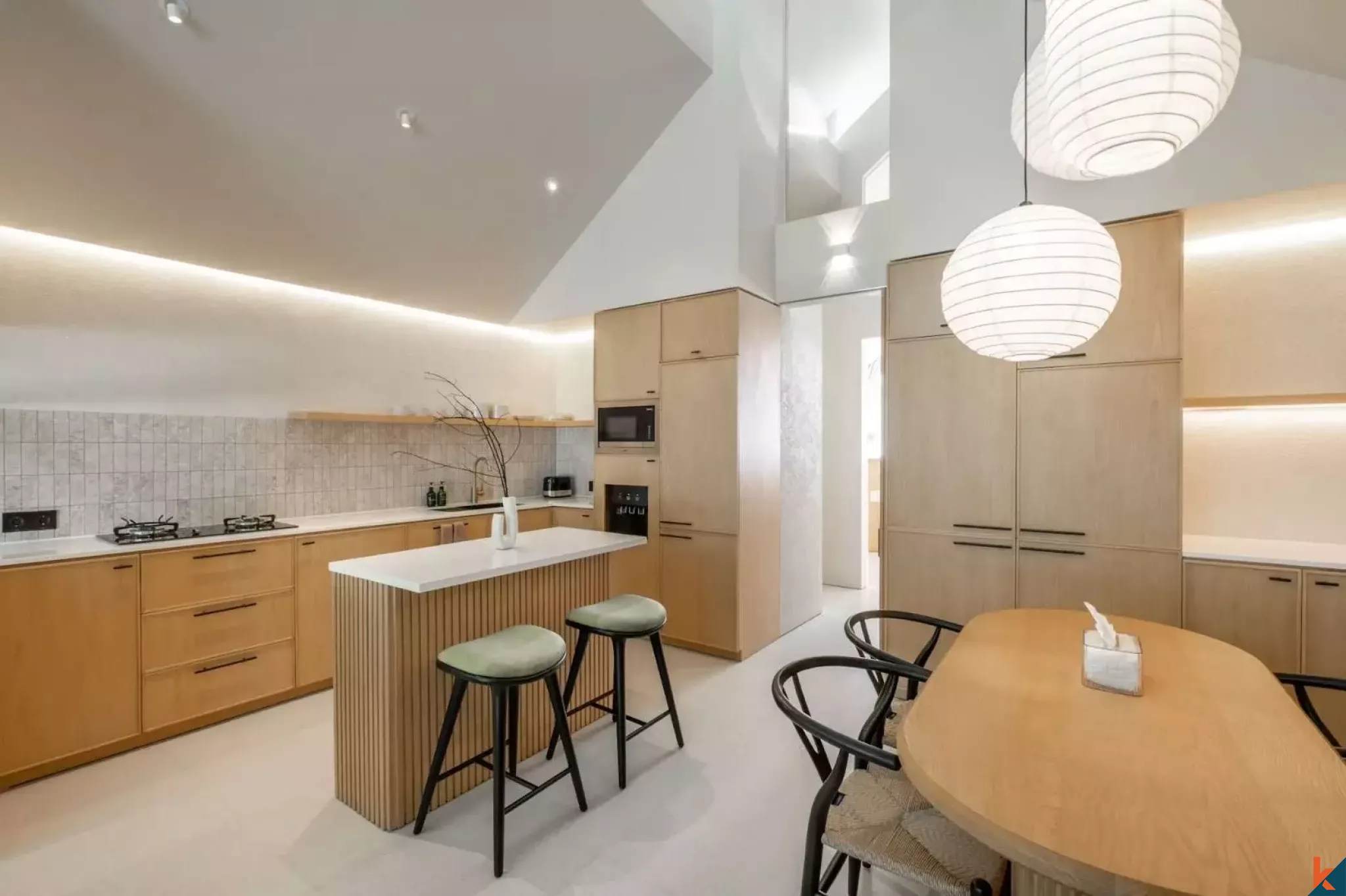 Vila Tropis Modern Satu Kamar Tidur di dalam Kompleks Resor di Jimbaran