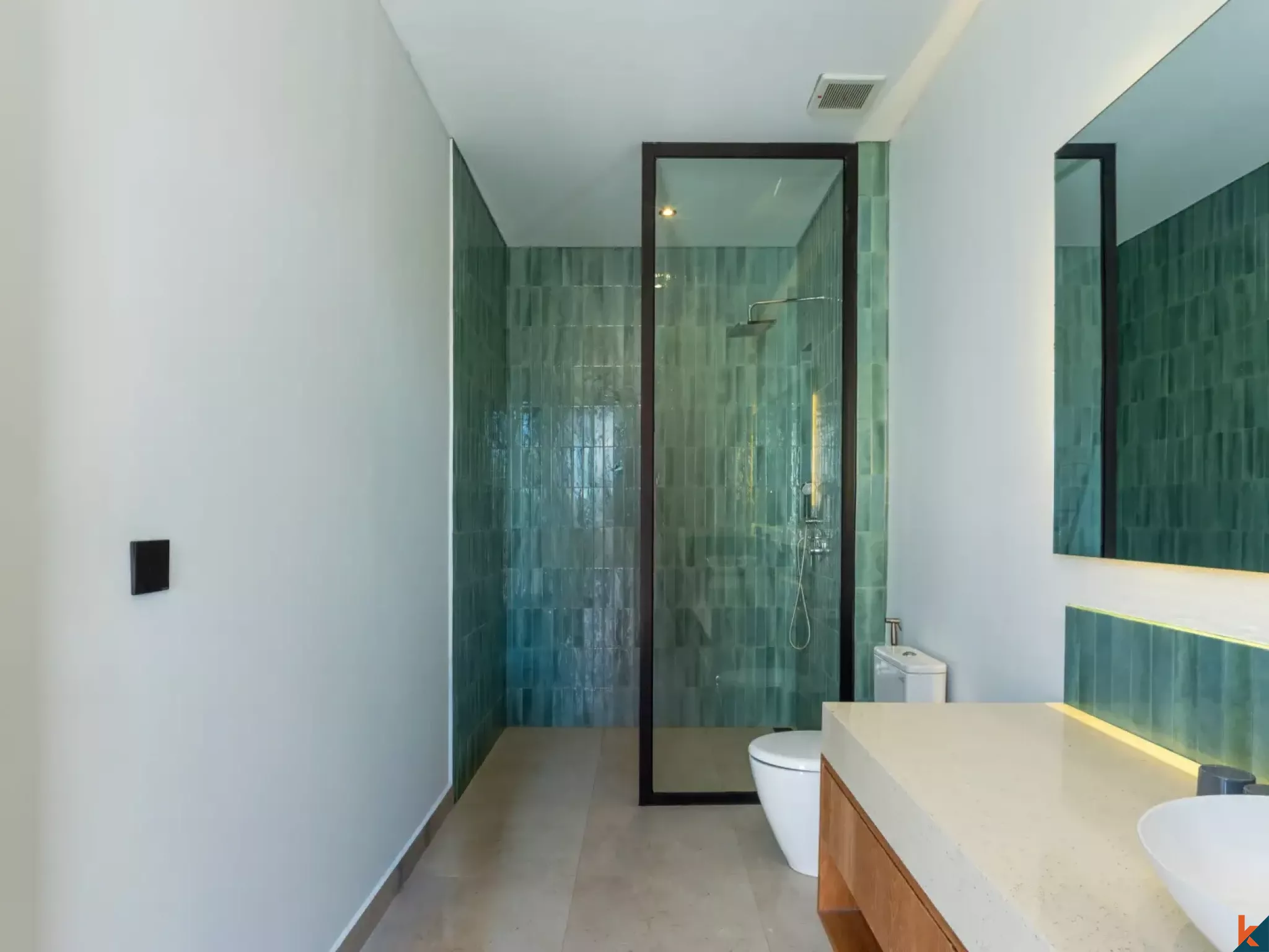 Villa dengan Pemandangan Laut dan Tiga Kamar Tidur untuk Disewa di Uluwatu