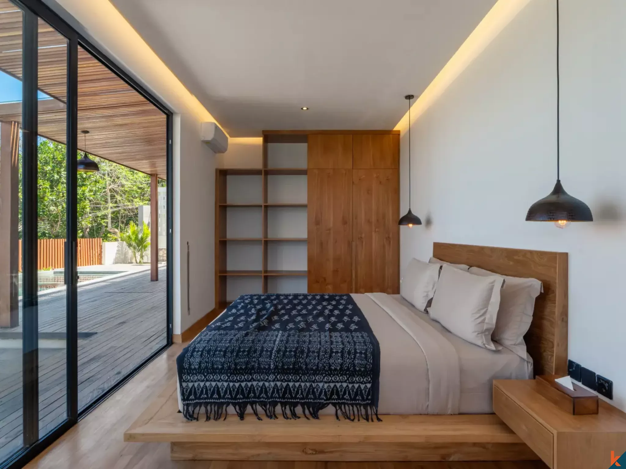 Villa dengan Pemandangan Laut dan Tiga Kamar Tidur untuk Disewa di Uluwatu