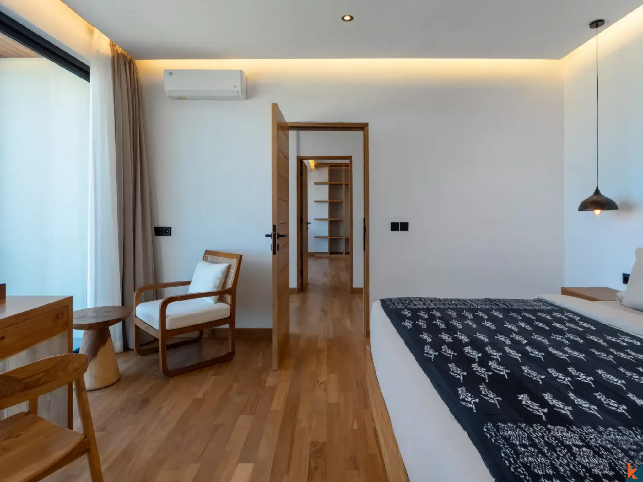 Villa dengan Pemandangan Laut dan Tiga Kamar Tidur untuk Disewa di Uluwatu