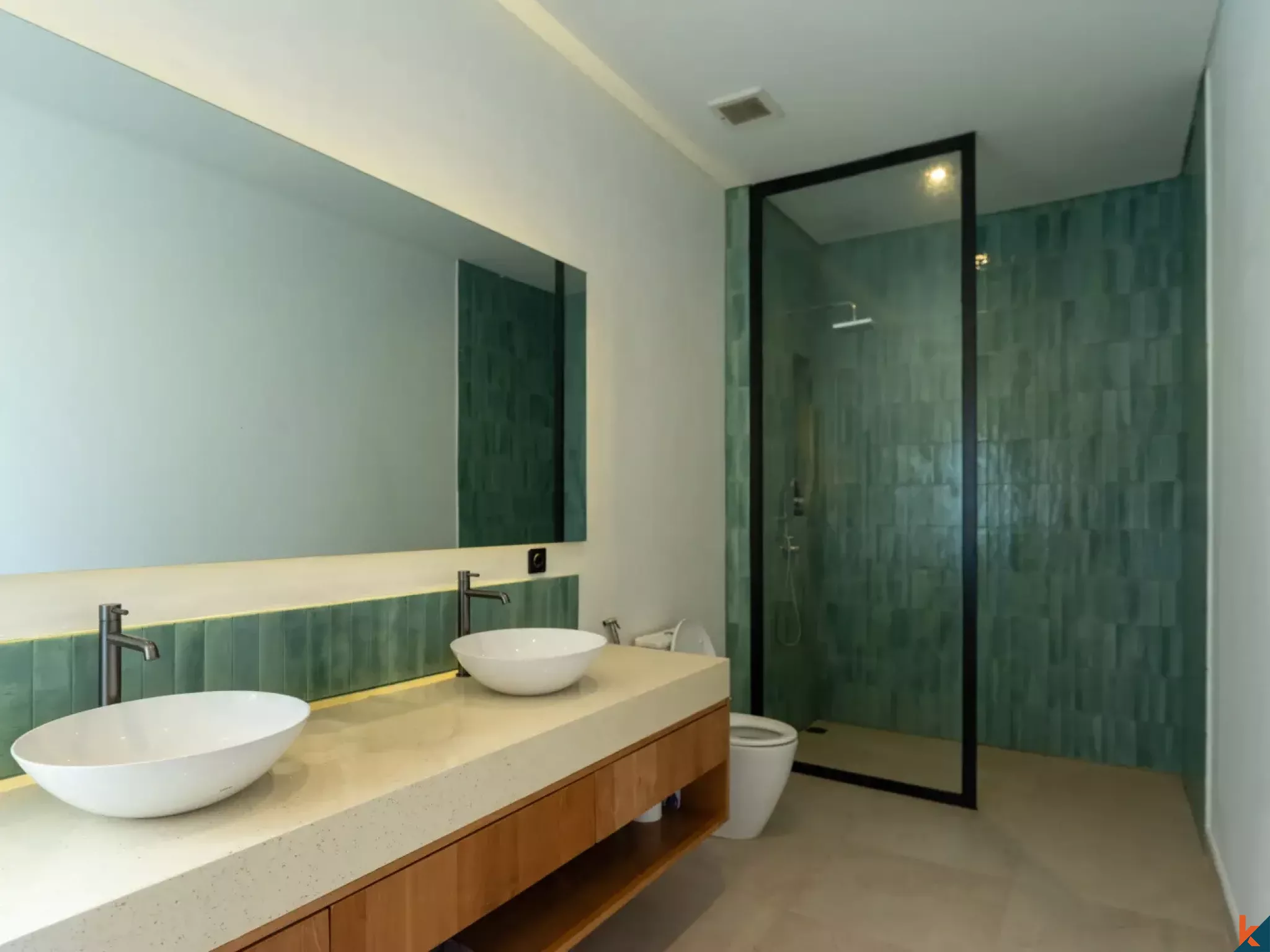 Villa dengan Pemandangan Laut dan Tiga Kamar Tidur untuk Disewa di Uluwatu