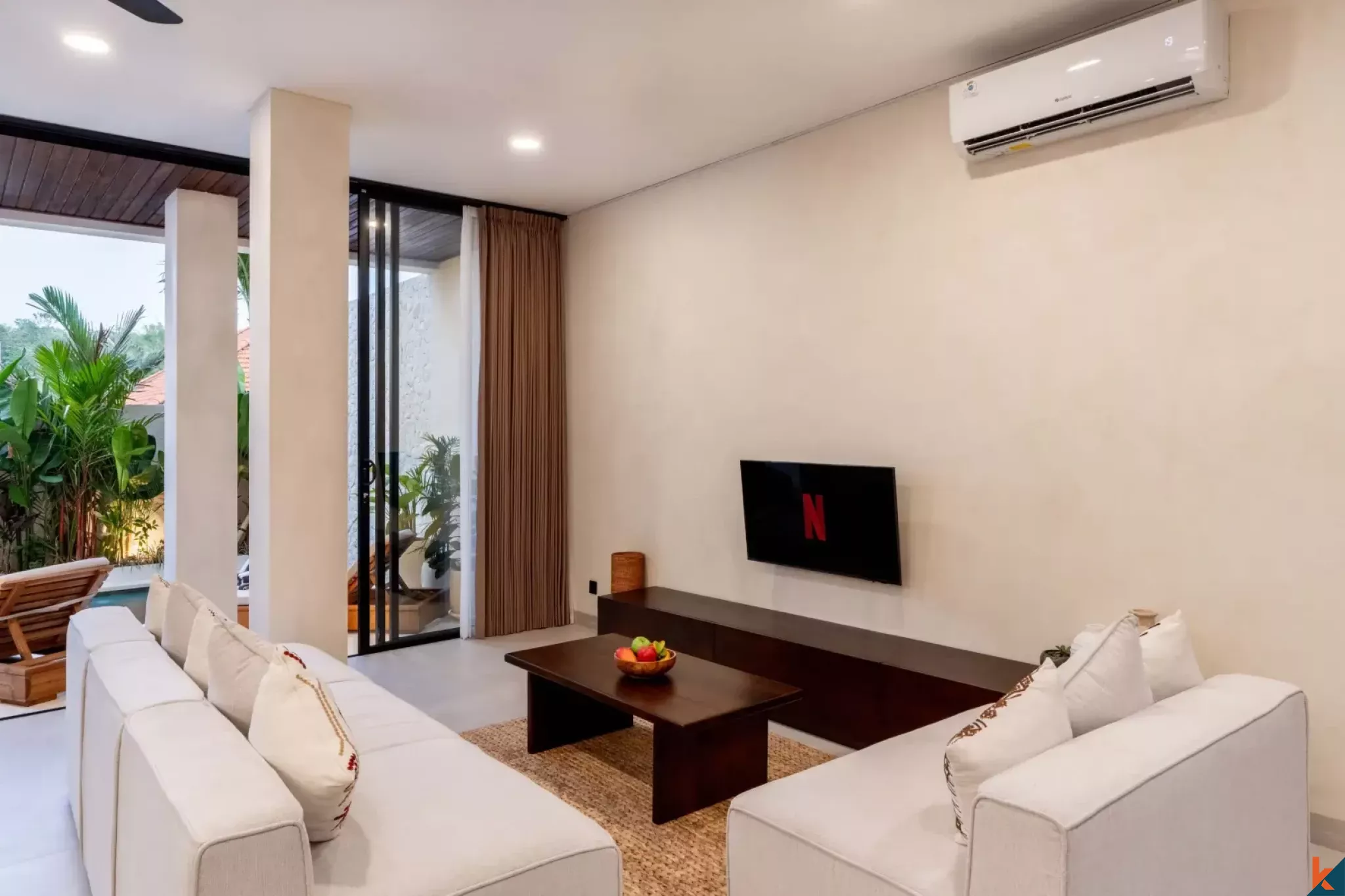 Modern Two Bedroom Leasehold Property with Stunning Views in Uluwatu