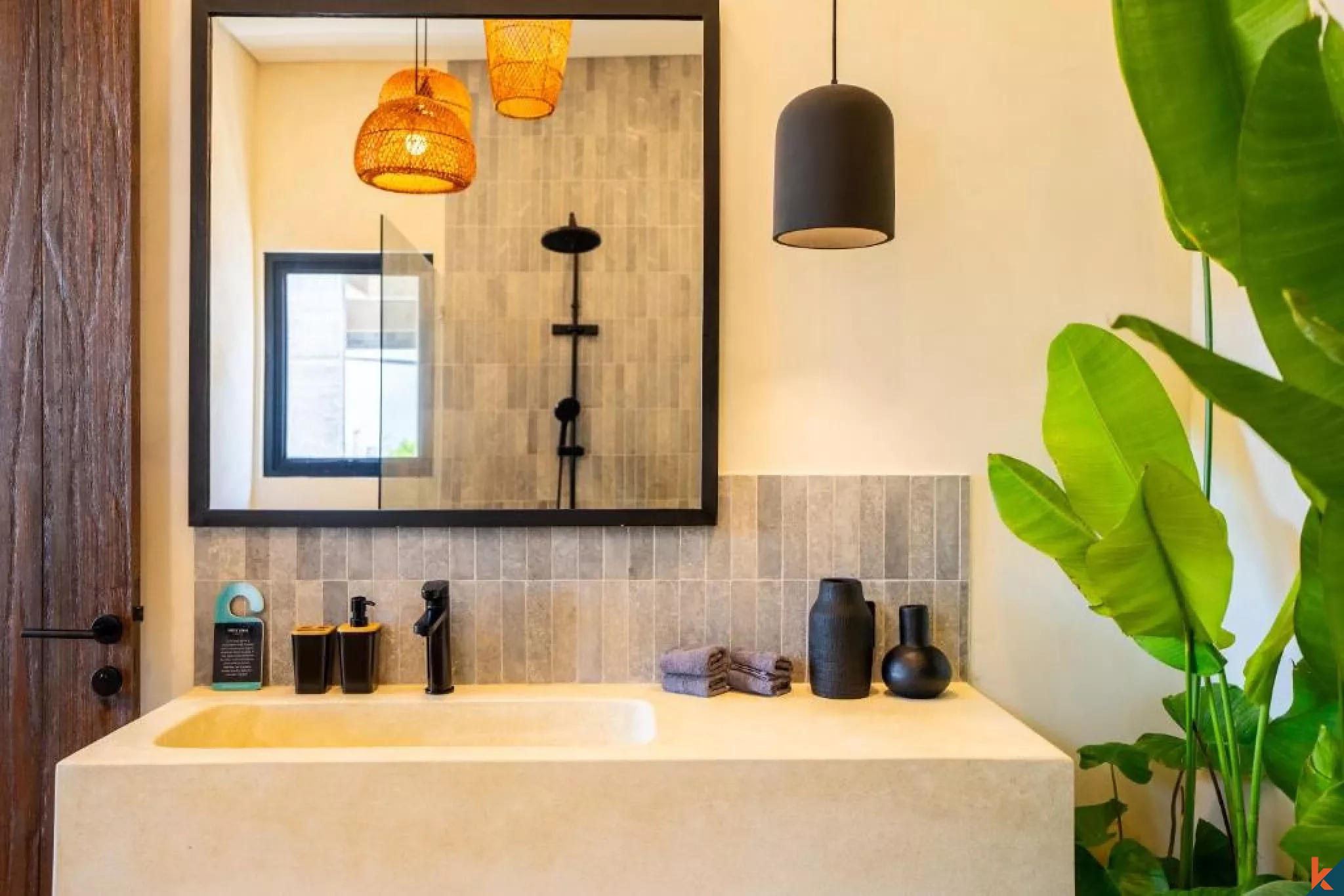 Modern Two Bedroom Leasehold Property with Stunning Views in Uluwatu