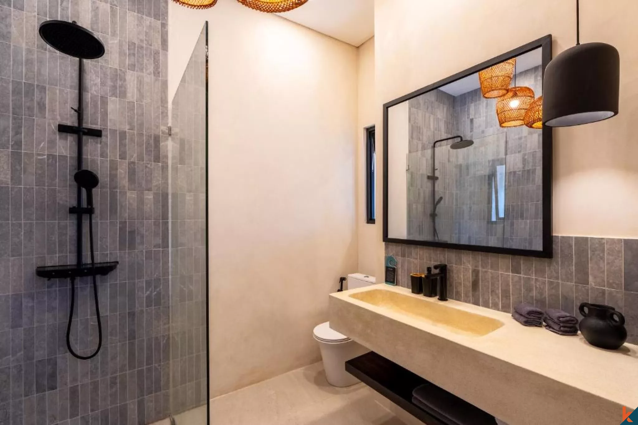 Modern Two Bedroom Leasehold Property with Stunning Views in Uluwatu